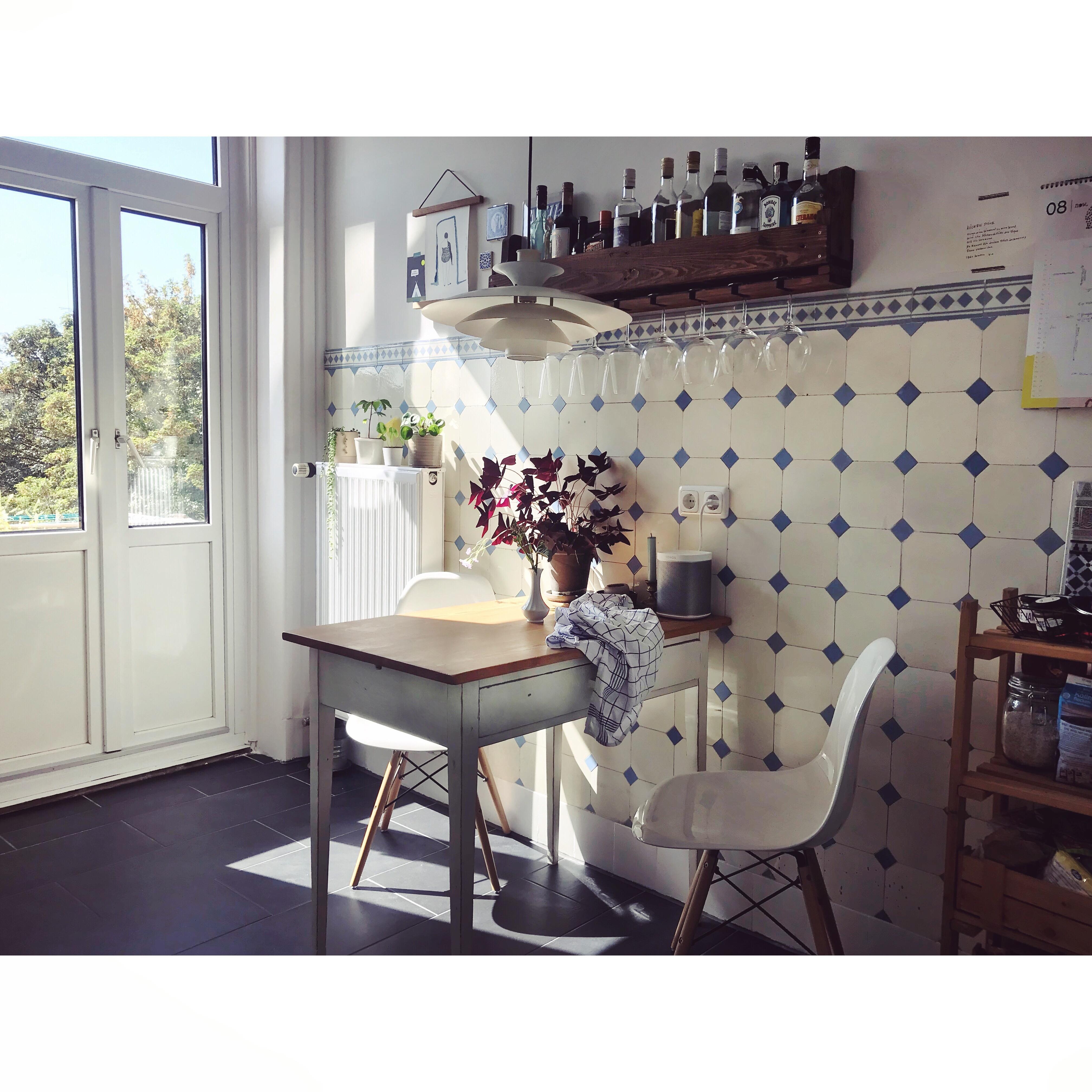 Als noch Sommer war in unserer #Küche - #fliesenliebe #altbau #vintage #geliebteszuhause