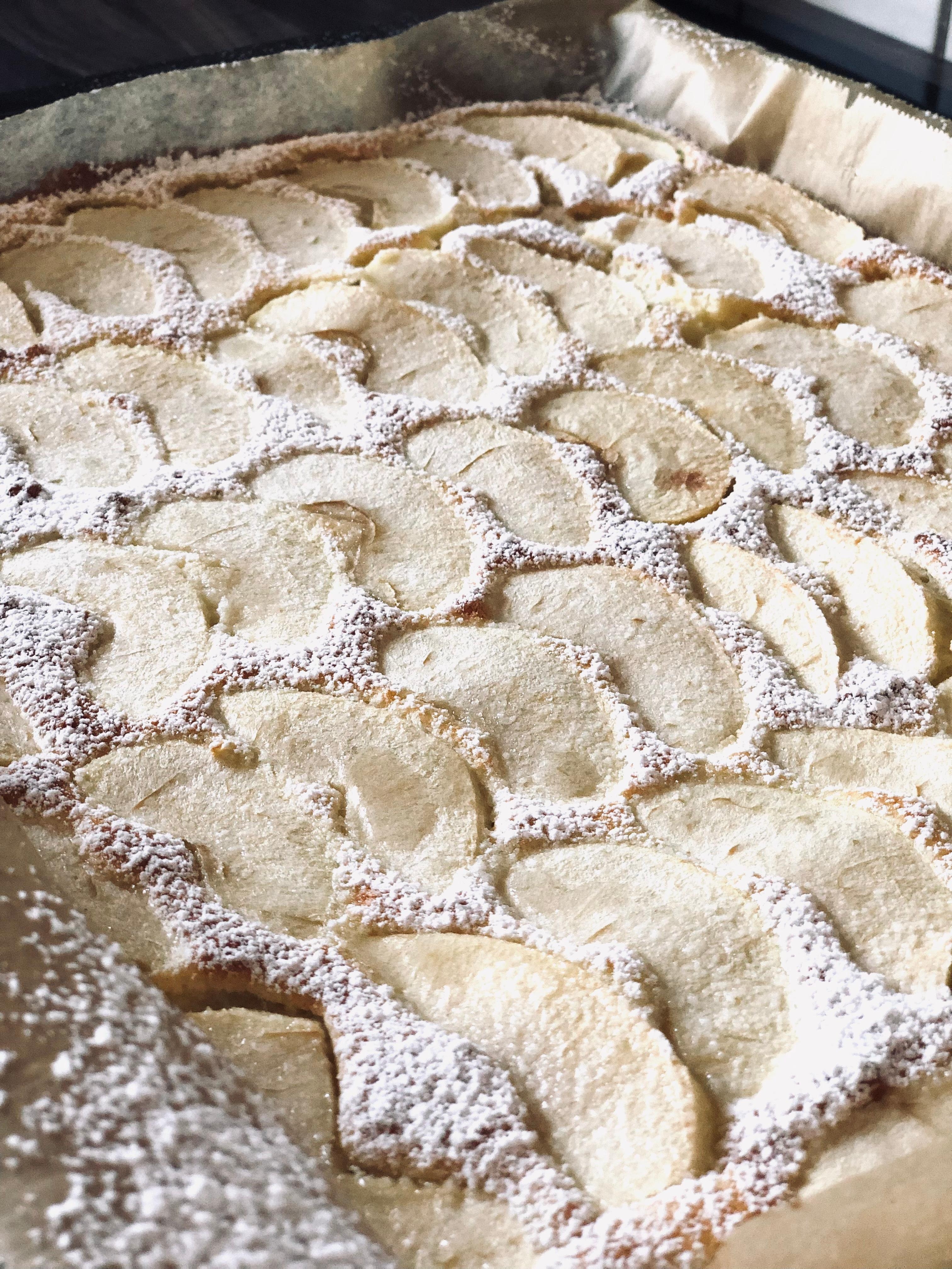 Apfel-Pfannkuchen aus dem Ofen. #abindieröhre #frühstück
