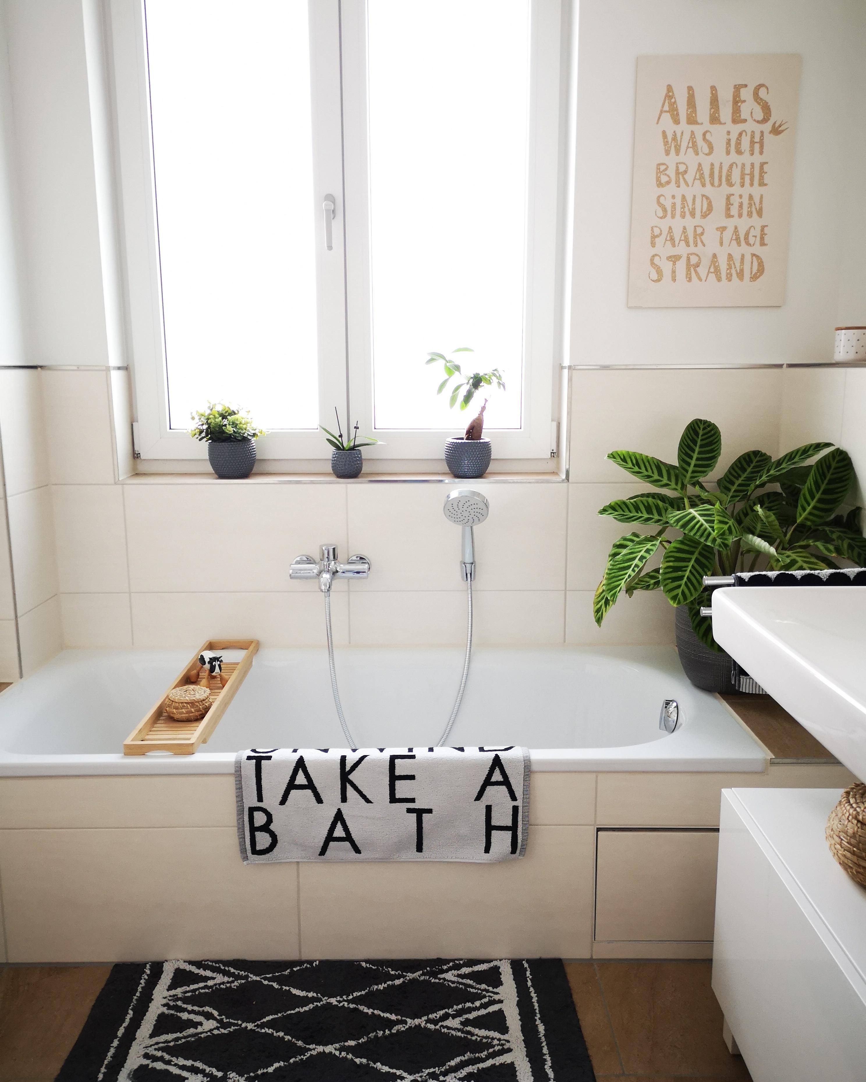Auch das Badezimmer wurde im skandinavischen Stil eingerichtet 😊
#bathroominspo 