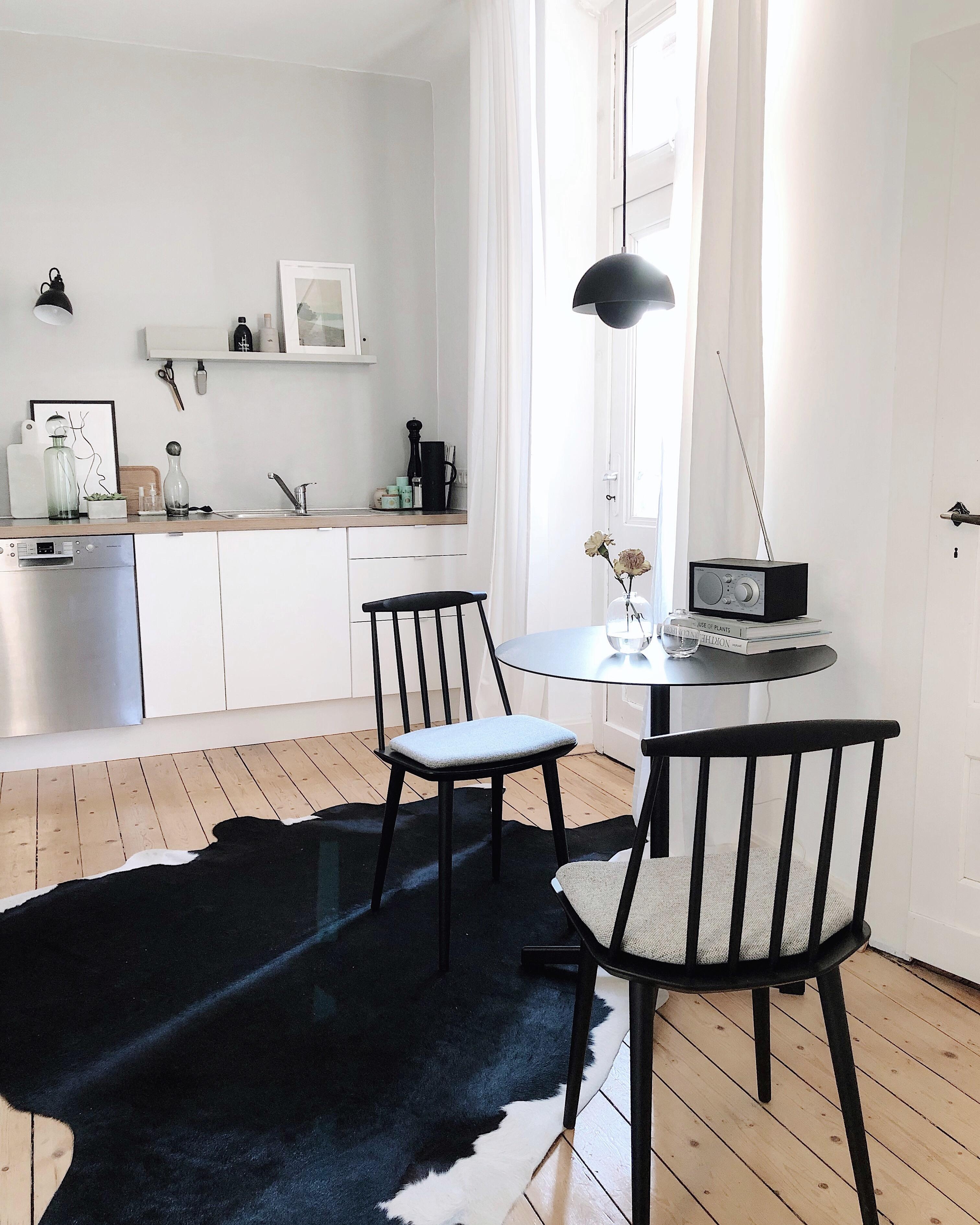 Auch eine Küche kann gemütlich sein #altbau #skandilook