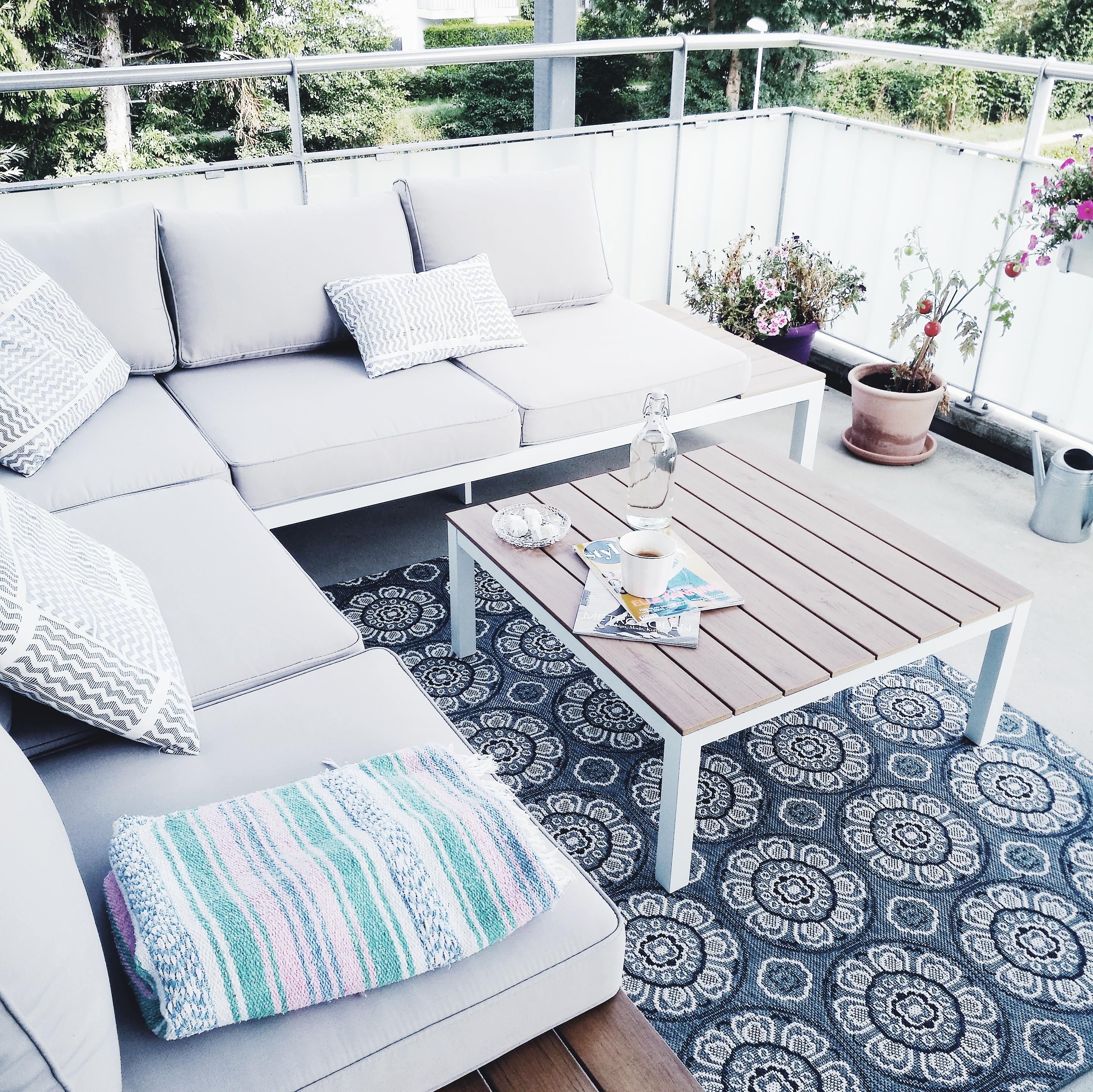 Auf dich freue ich mich schon wieder😍 #sommer #lounge #balkon #vondirinspiriert