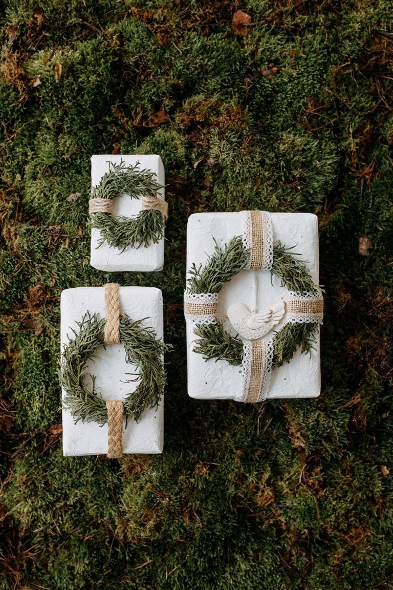 Aus Schnittresten schöne Kränze für die Geschenke gezaubert #upcycling #verpackungsidee #geschenke #weihnachten #cottage
