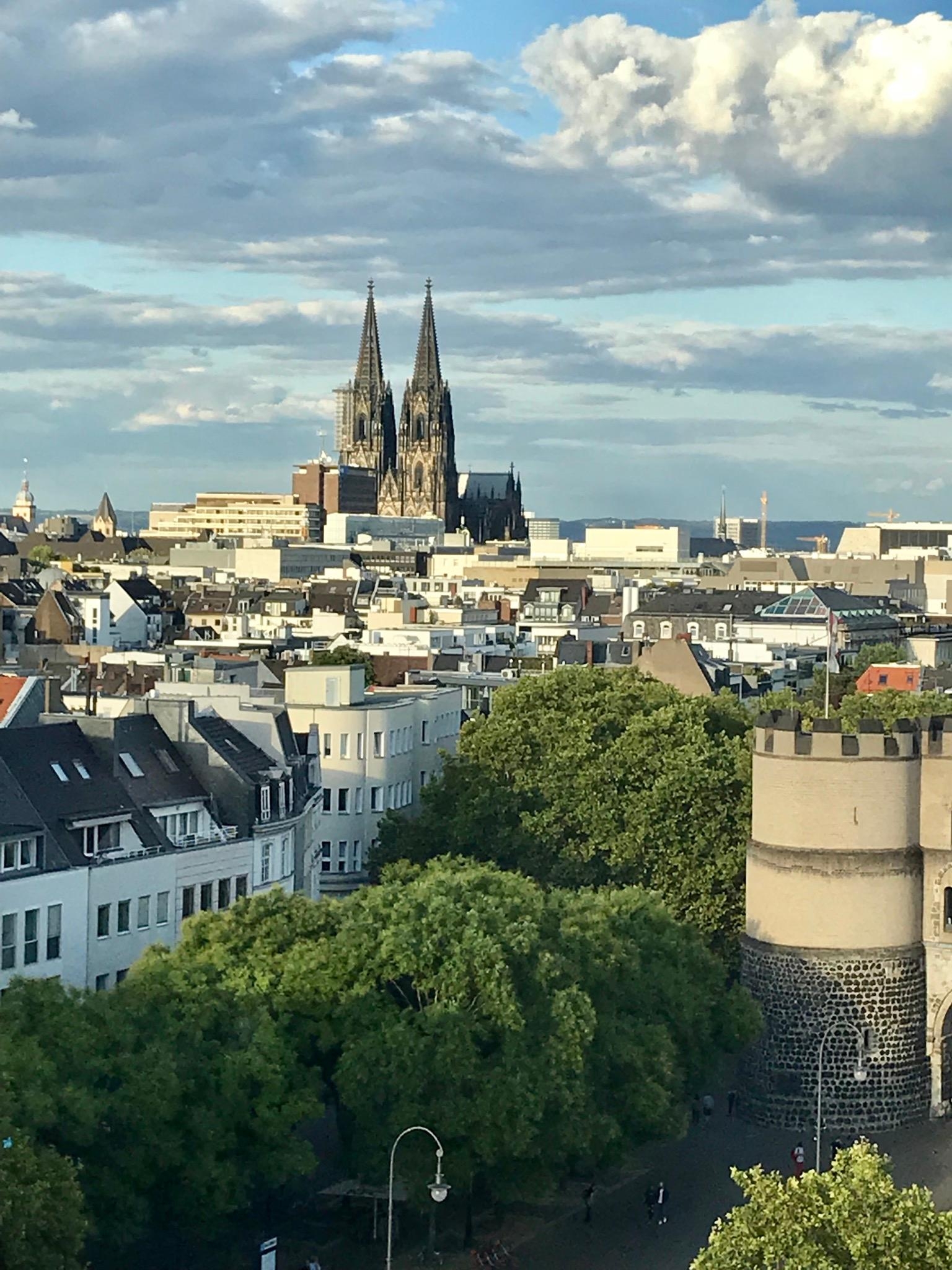 Ausblick vom Steigenberger Hotel auf das schöne Köln ❤️ #städtetrip #travelchallenge