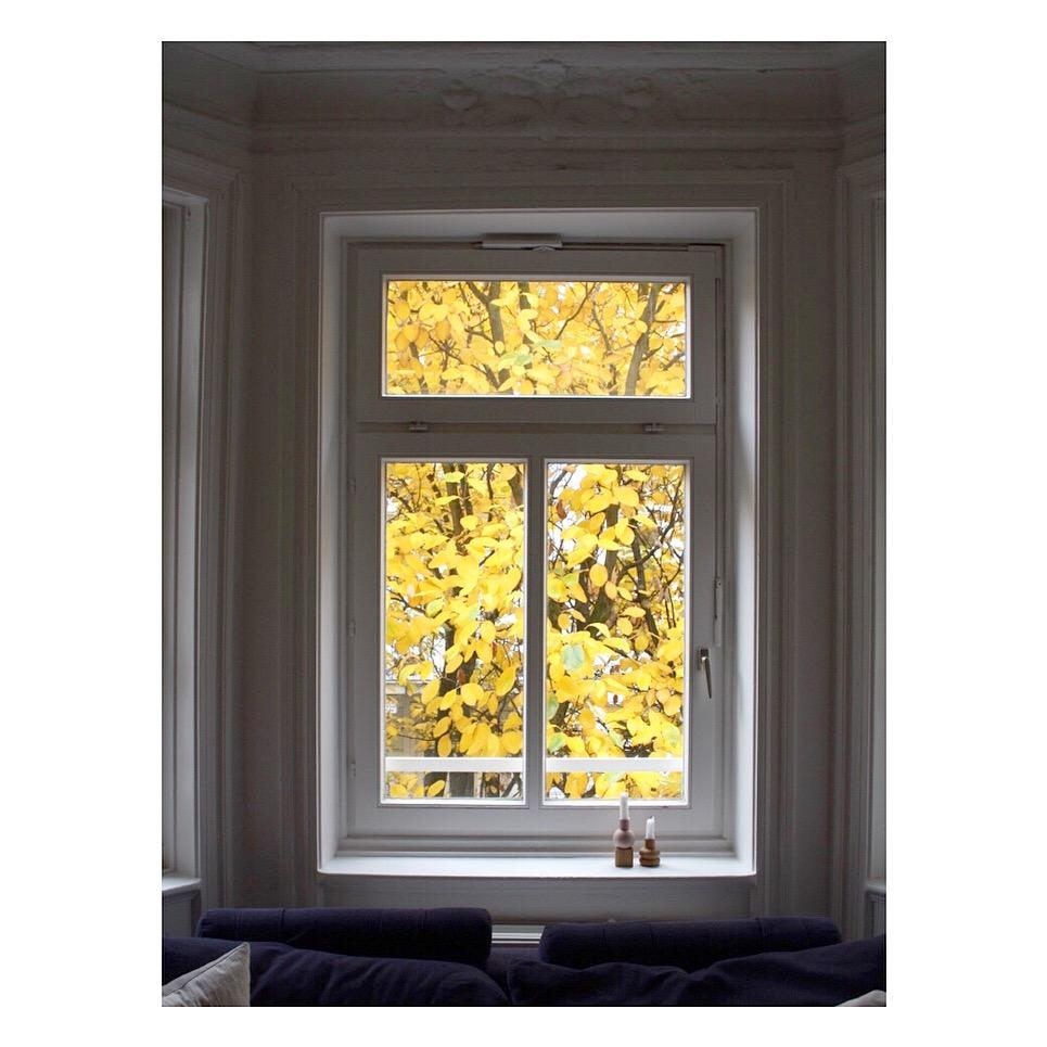 #autumn
#danishdesign
#candlelover
#altbaufenster