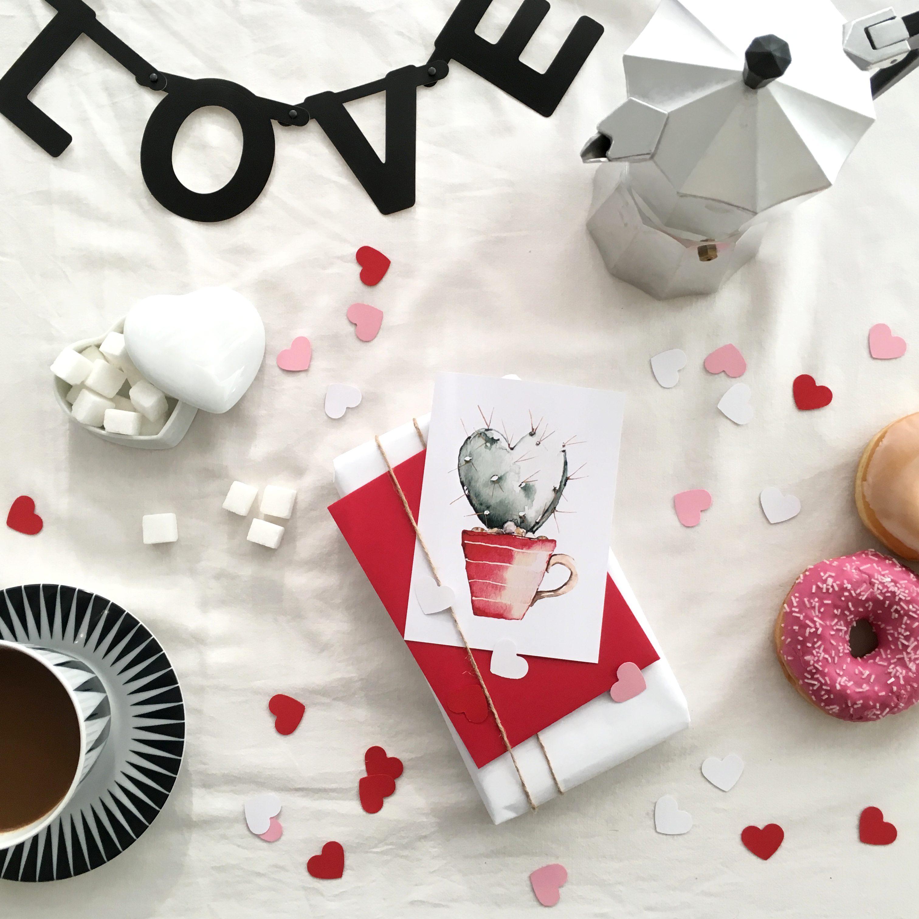 Bald ist #Valentinstag :) #postkarten #liebe #hygge #deko #donut #frühstück #herz #geschenk #handmade #diy