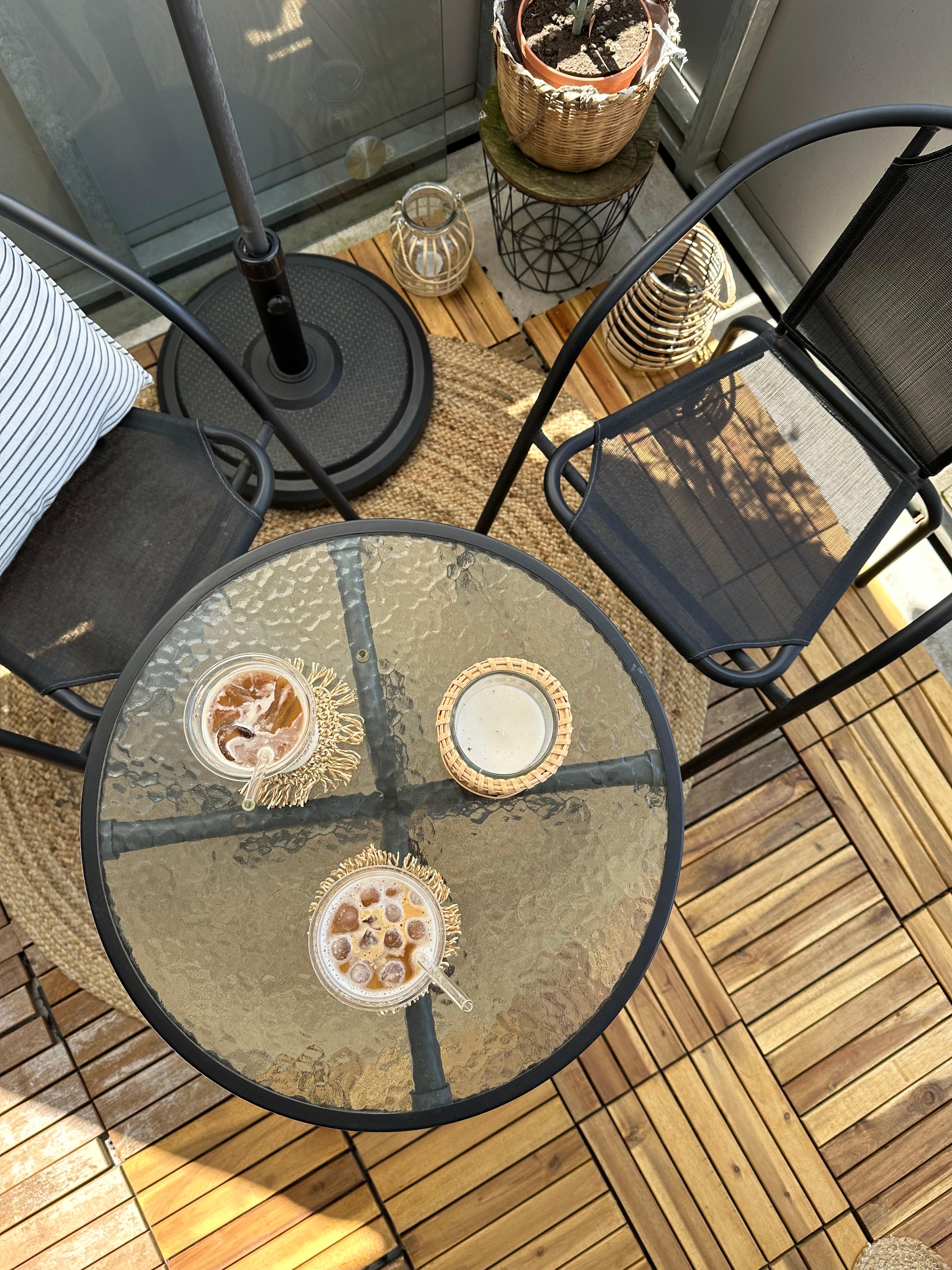 #balkon #balkonien #couchmagazin #coffee #icecoffee #summer #sun #happy #home #interior 