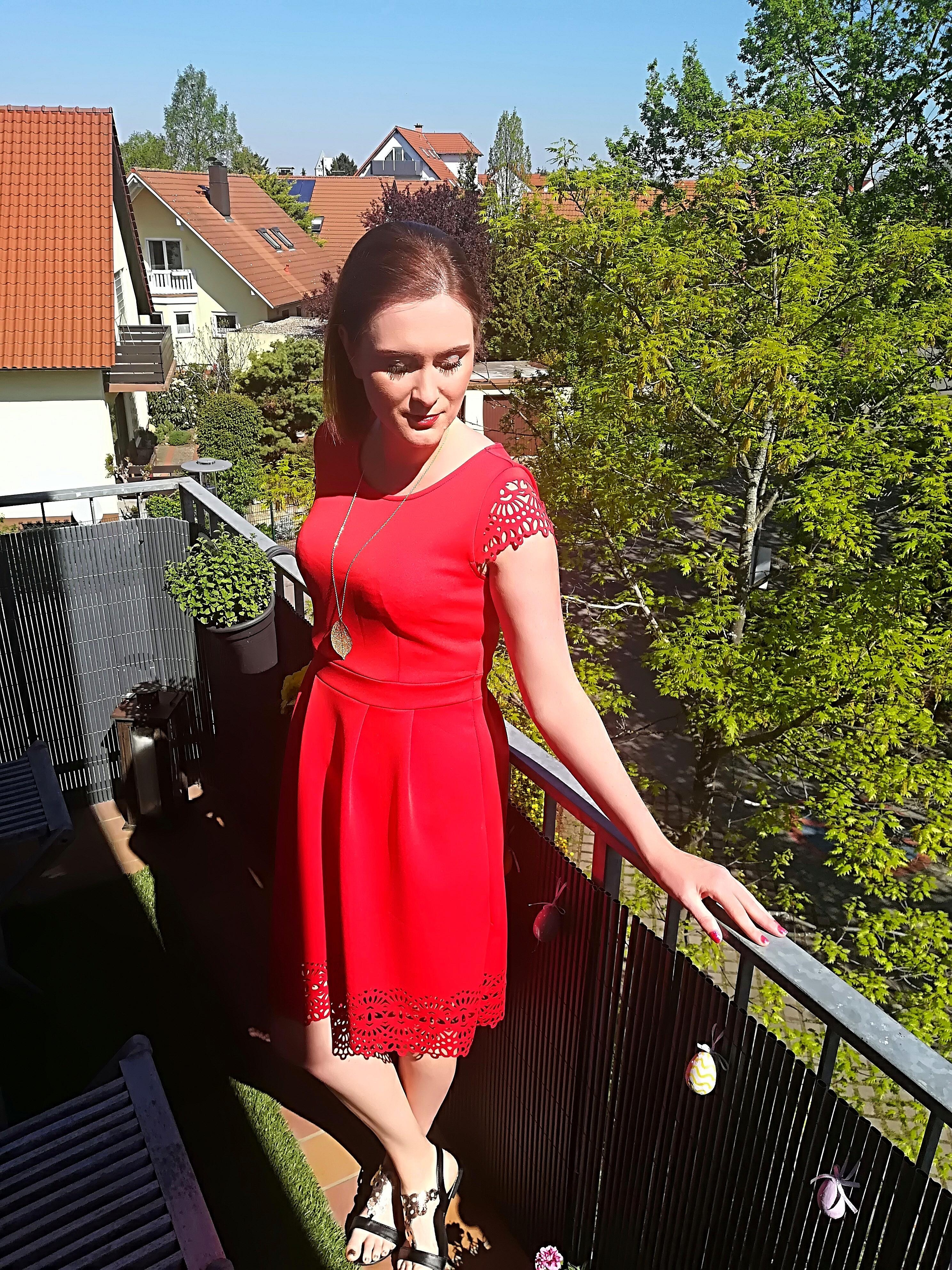 #balkonien#reddress #sunnyvibes 