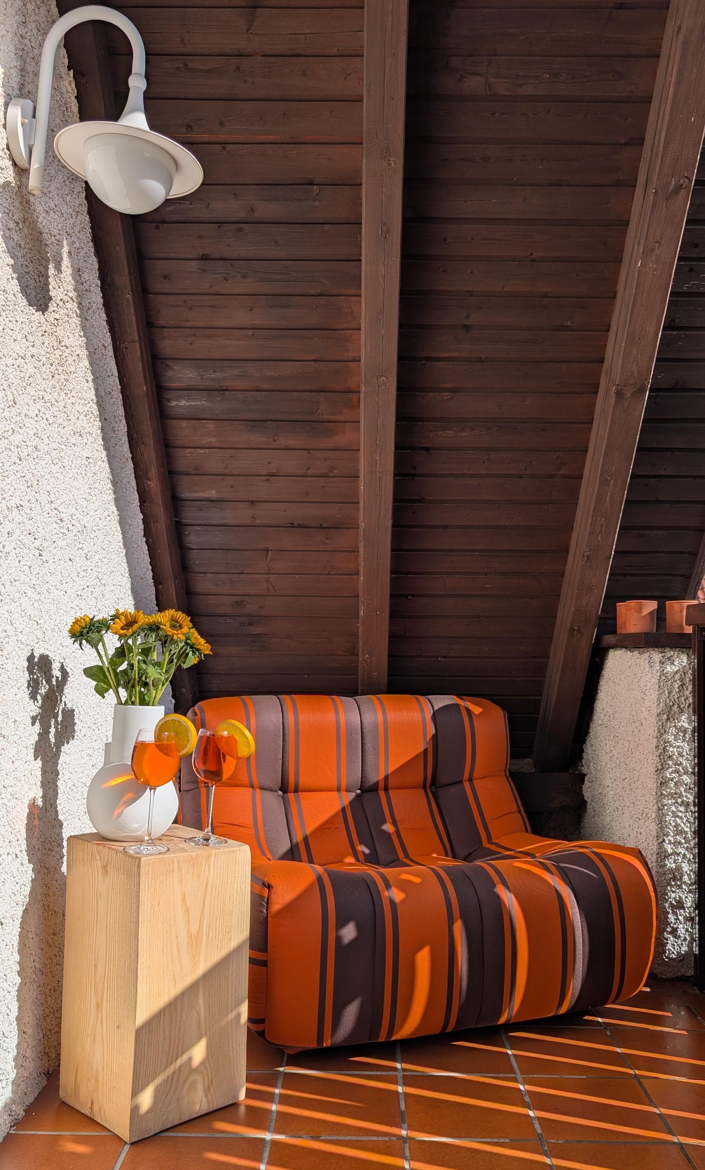 Balkonliebe #lazyloungesessel #outdoor #aperol #regenpause 