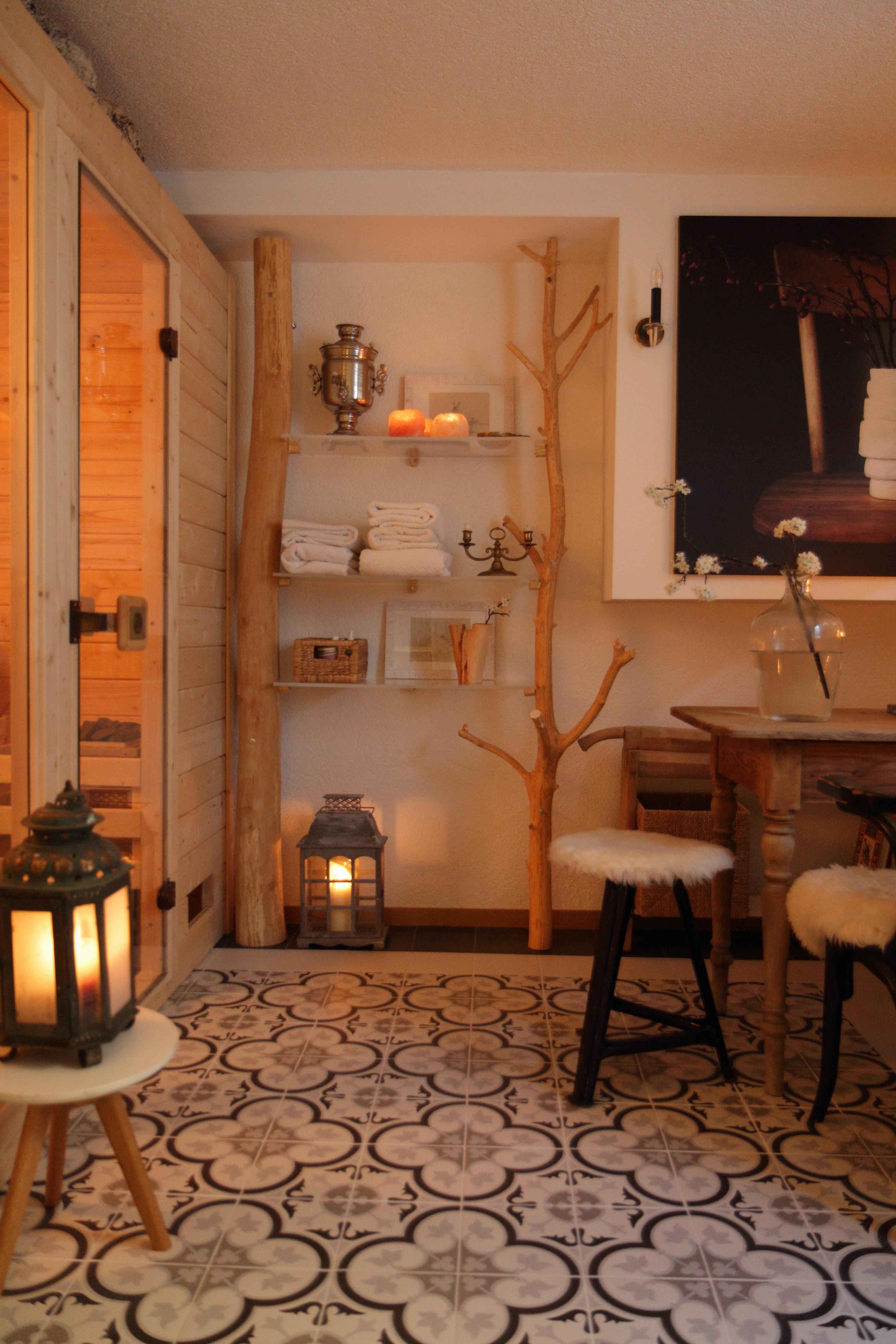 #beautychallenge #homespa
Ist definitiv unsere kleine Sauna, die wir im Februar fertiggestellt haben.😊
