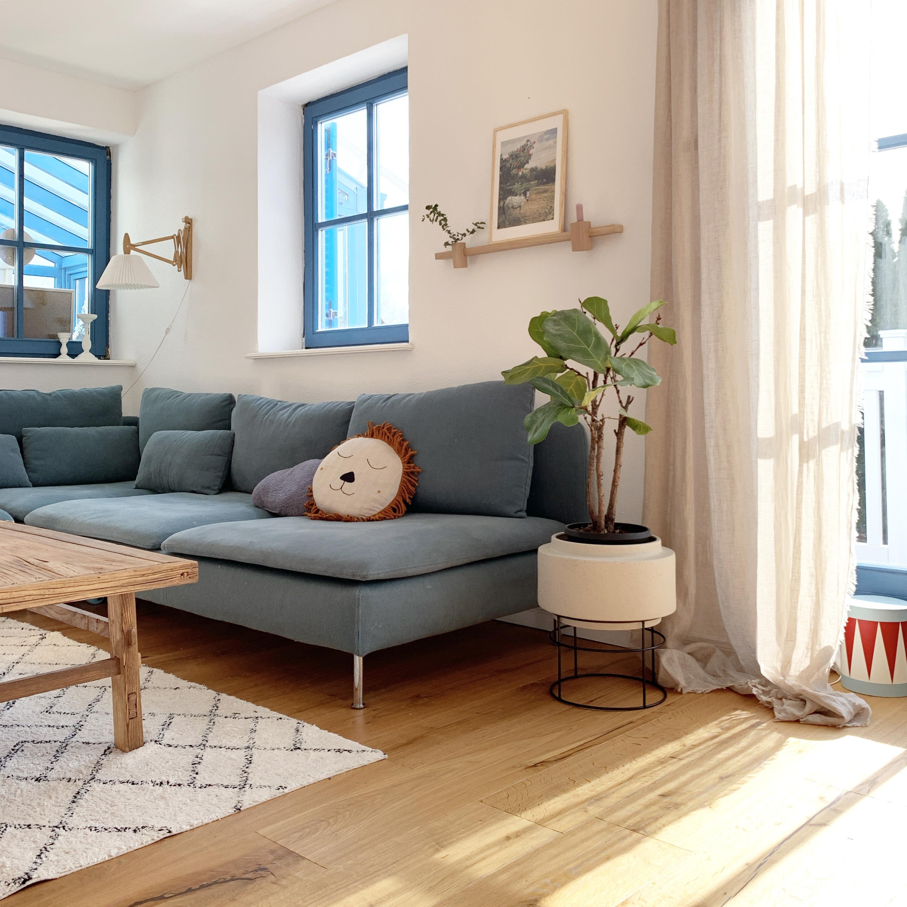 Bei sechs Personen braucht man einfach ein großes Sofa! 
#livingchallenge #sofaecke #wohnzimmer #livingroom
