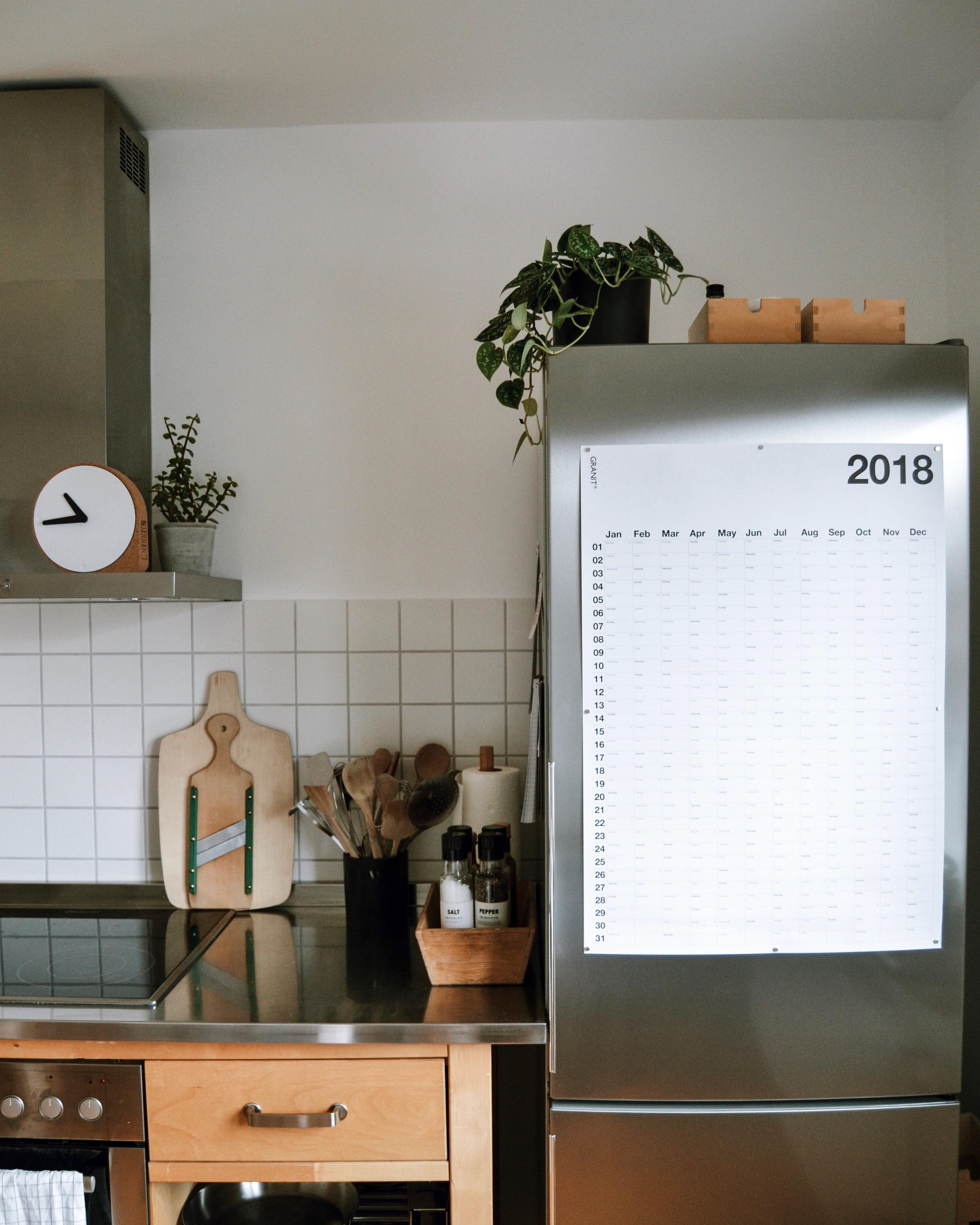Bereit für 2018. 🖤 #newyear #calendar #2018 #kitchen #ikea #värde