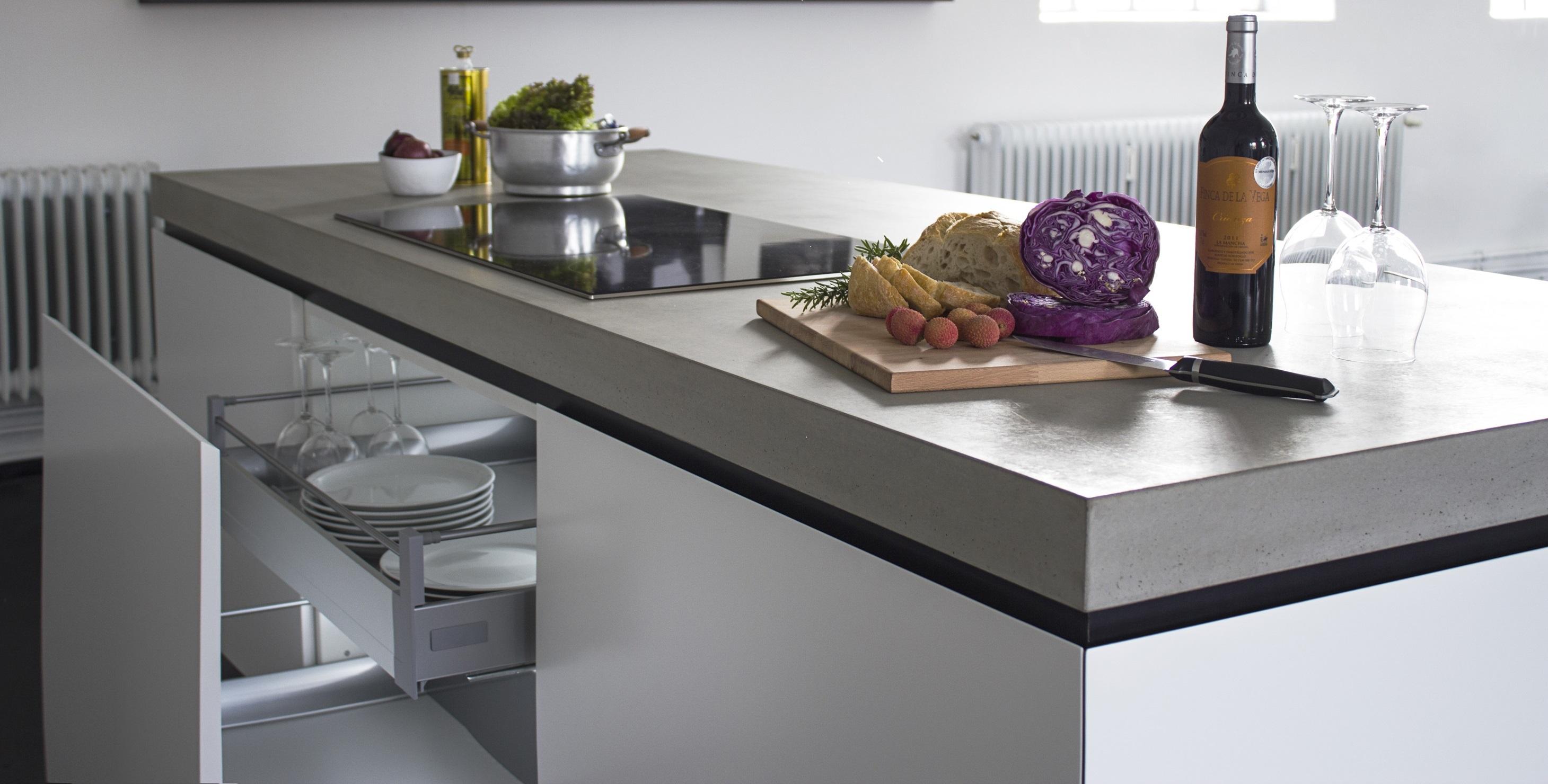 Betonküchenblock #kücheninsel ©arrangio GmbH