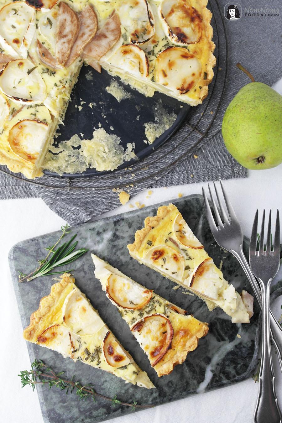 Birnen-Ziegenkäse-Quiche mit Parmesan-Boden 
#quiche #tarte #ziegenkäse #food #foodie #birne