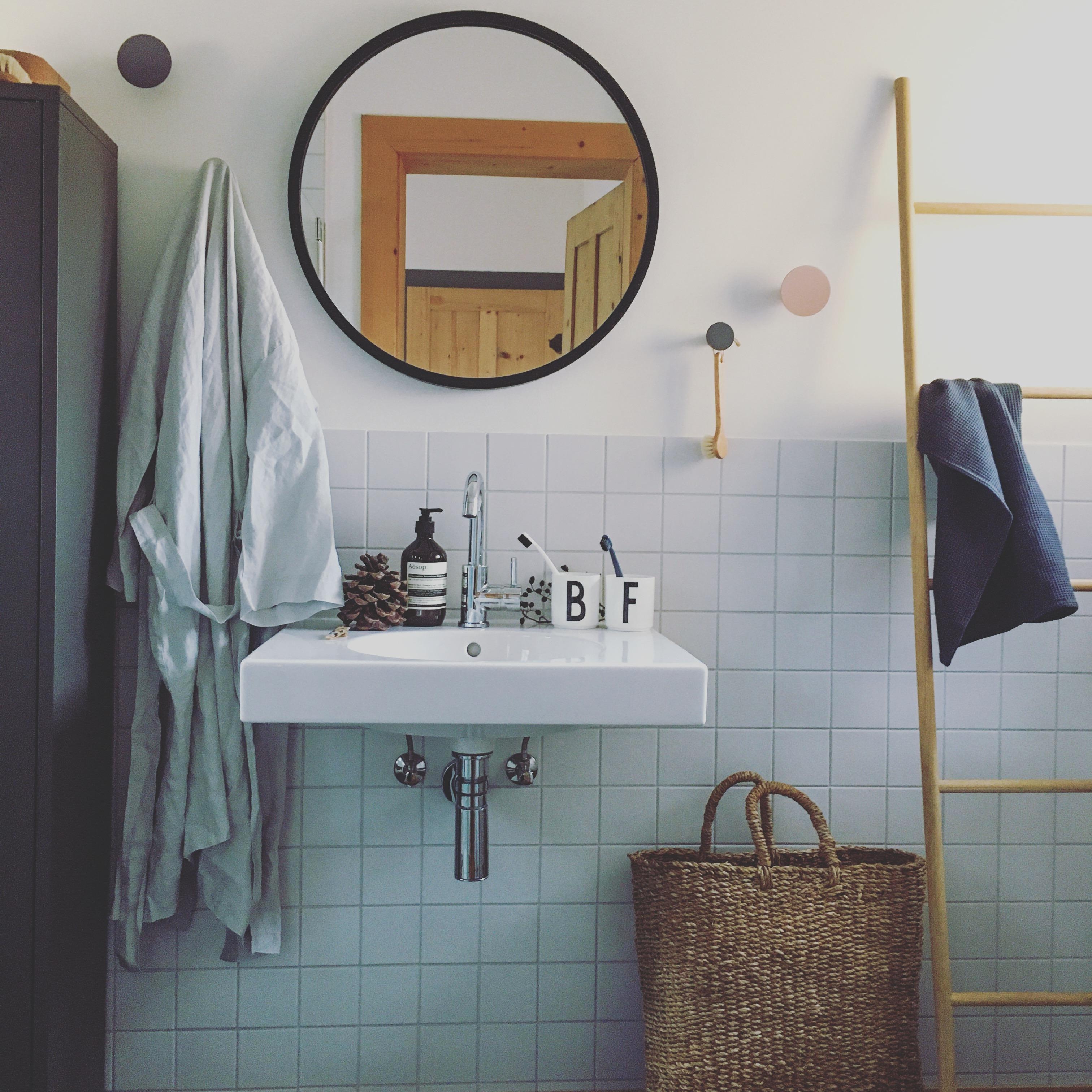Blick in unser Bad. 

#interiorlover #interiordesign #bathroom #badezimmer #designlover 
