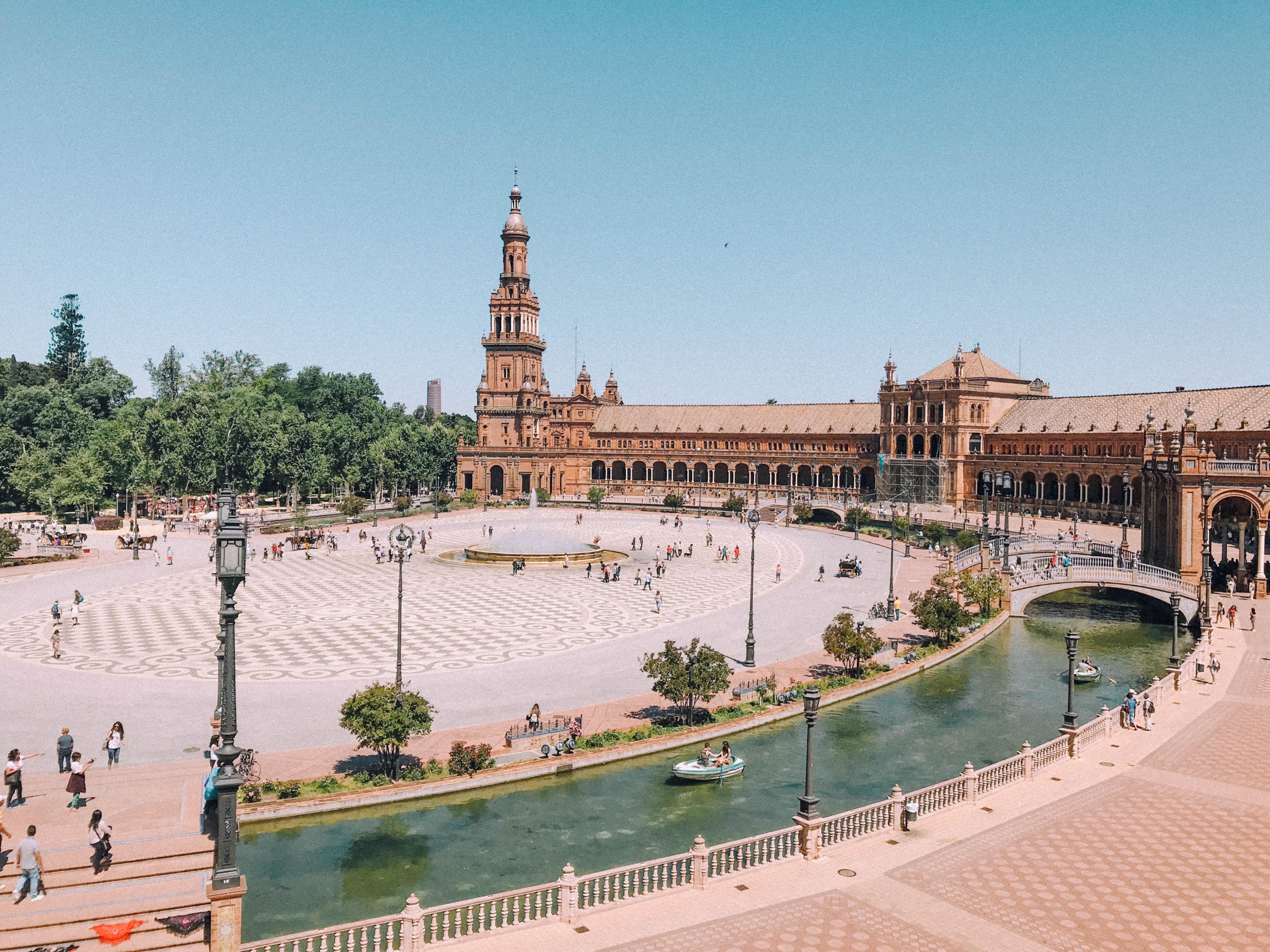 Blick über den wunderschönen Plaza de España
#sevilla #travel