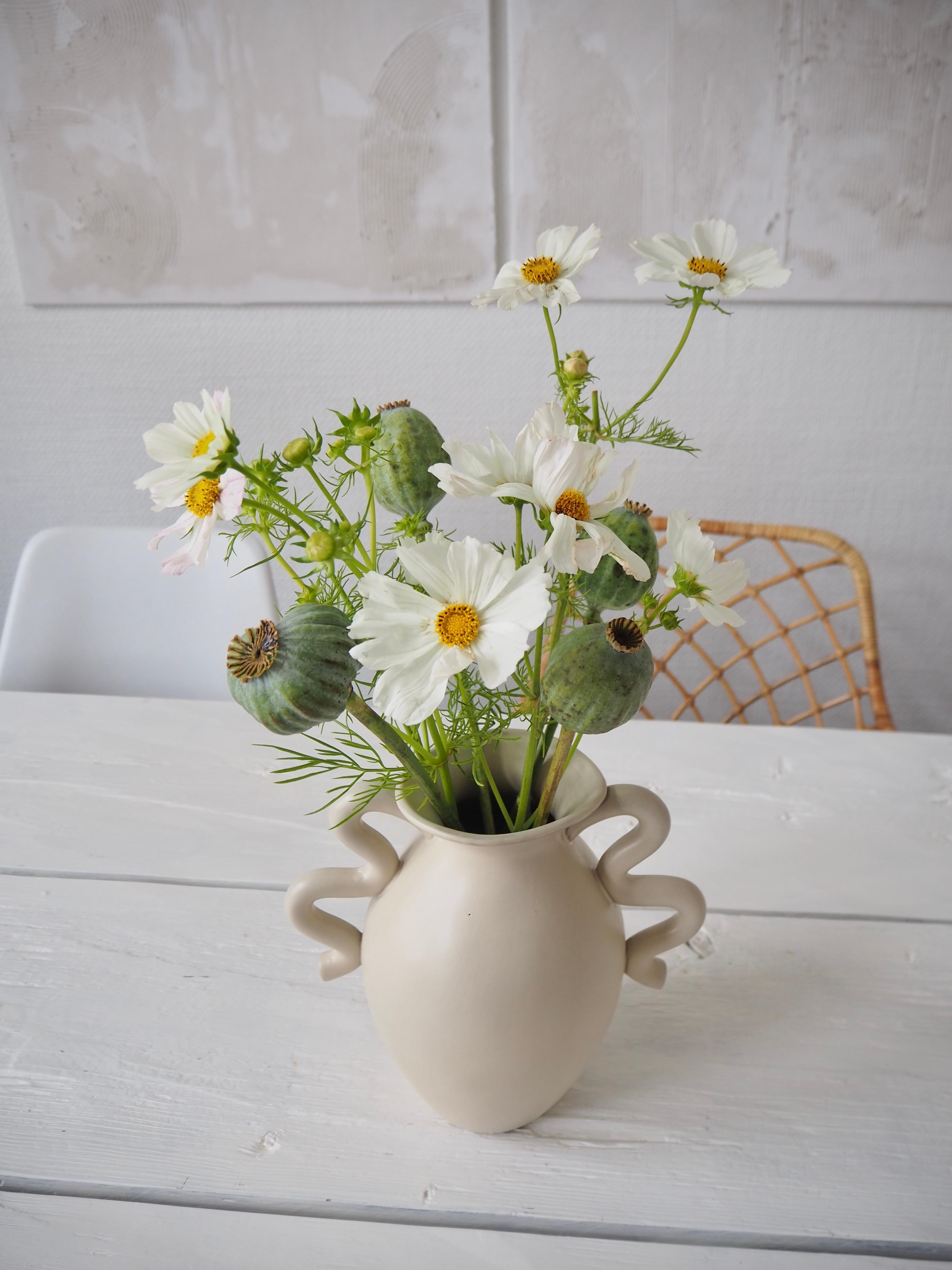 #blumen #blumenliebe #fermliving #vasenliebe #mohn #freshflowers #blumenstrauss #vase 