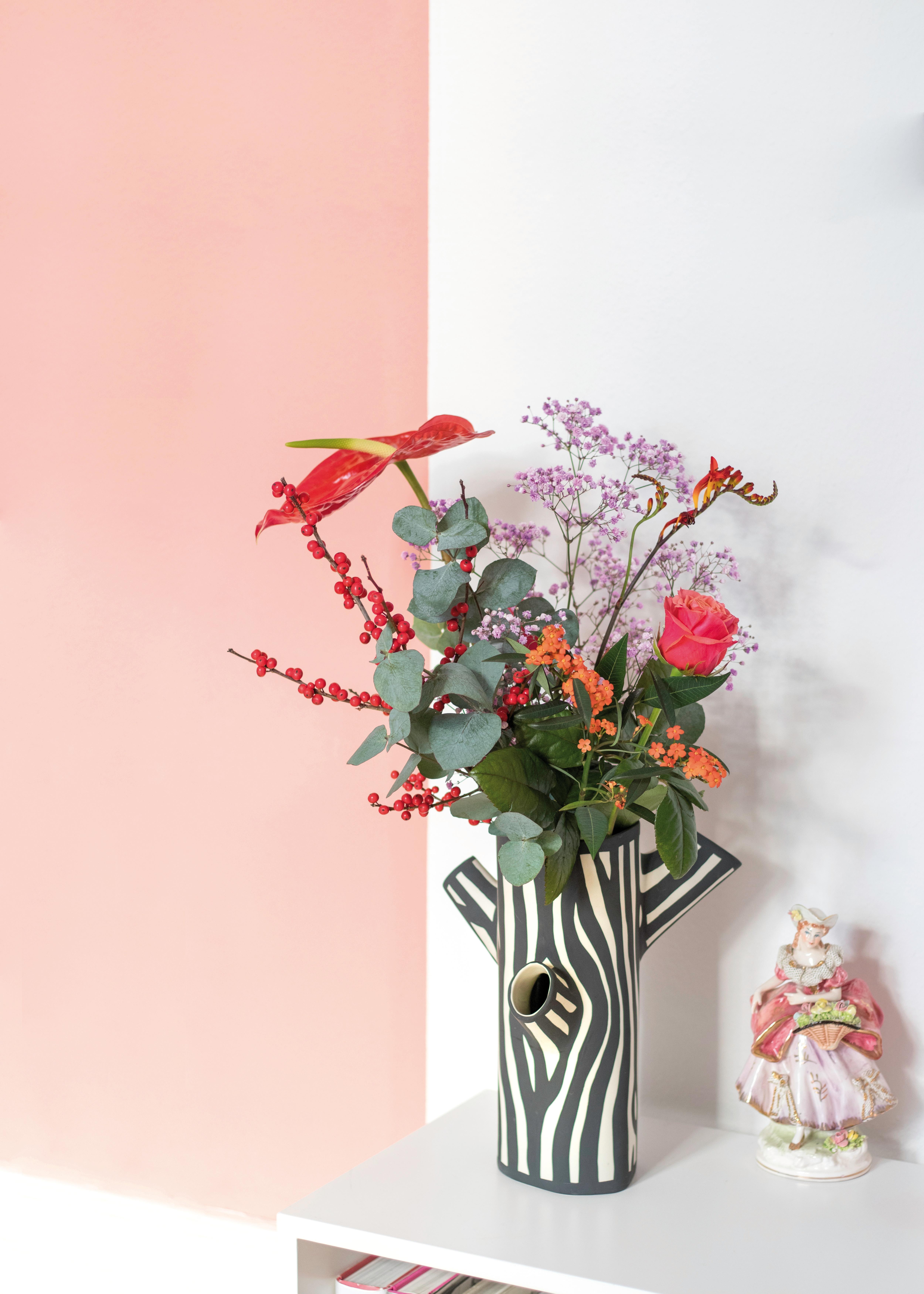 #Blumen #Blumenstrauß #farbenfroh #Candycolors #Hay #Vase #Skandi #Rosa #Rot