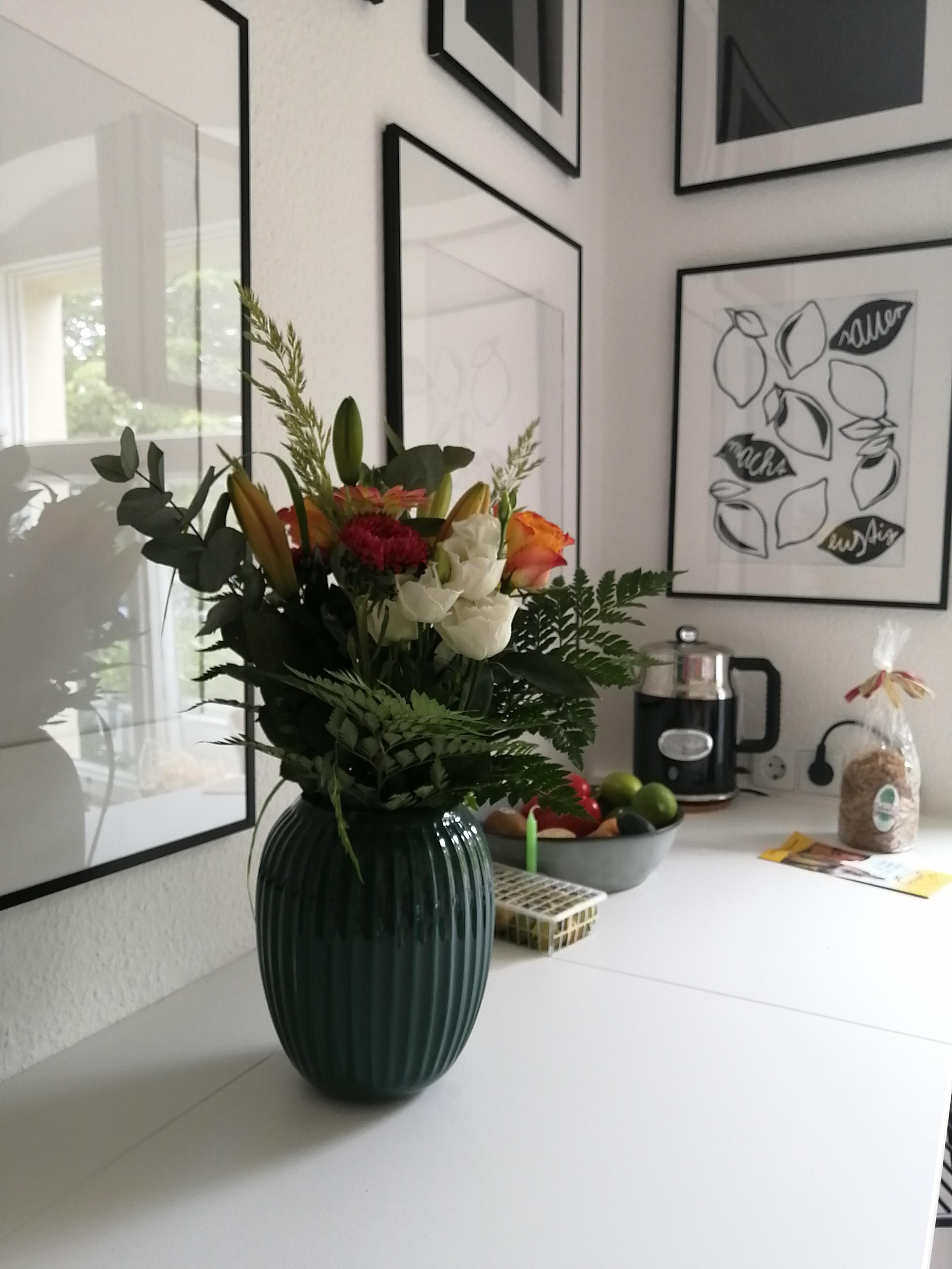Blumenstrauß #dankeschön #eineküchevollerblumen #ferienzeit #schnittig #lieblingsvase