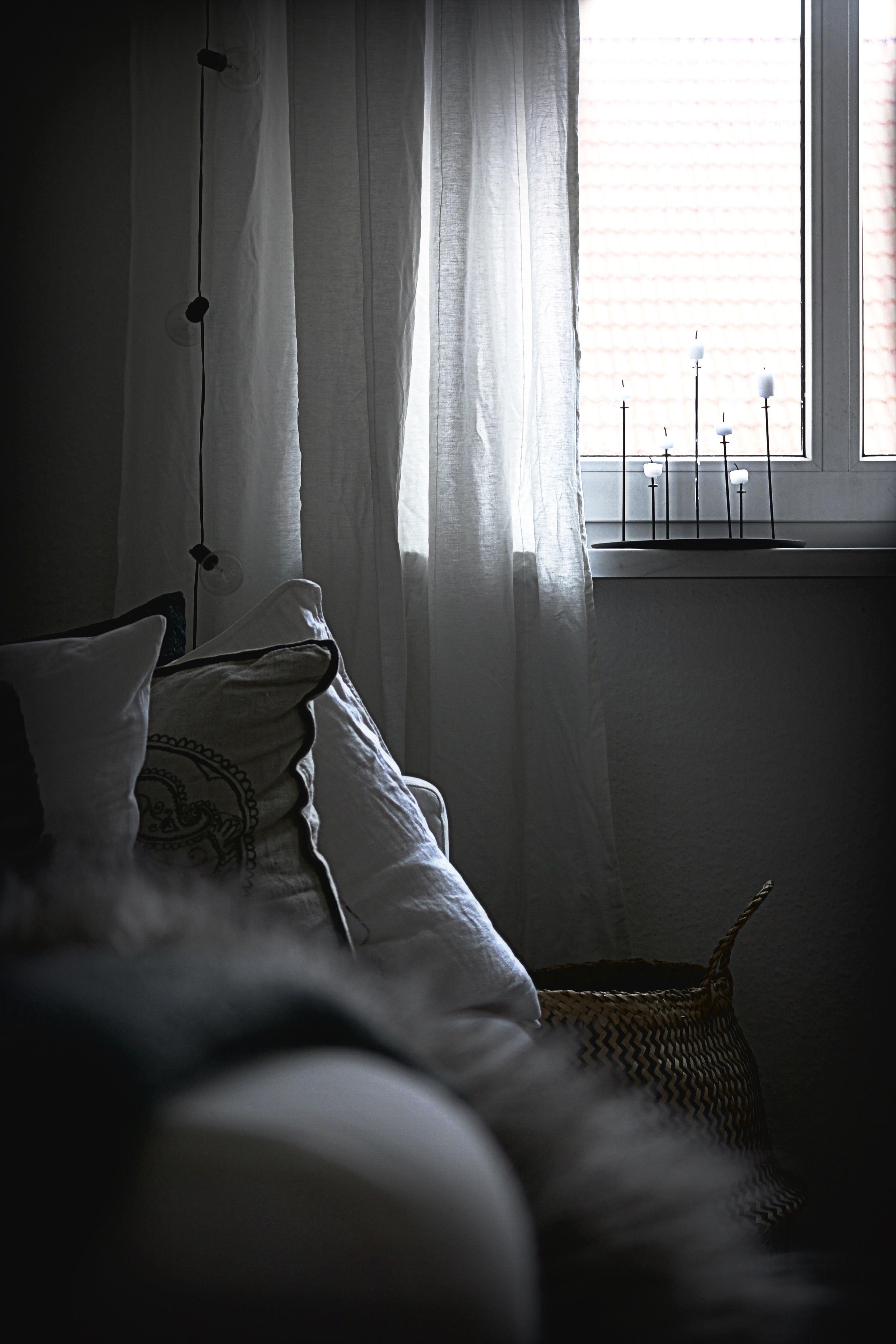 Bohemian #wohnzimmer #altbau #kissen #ikea #sofa ©Anja Linke