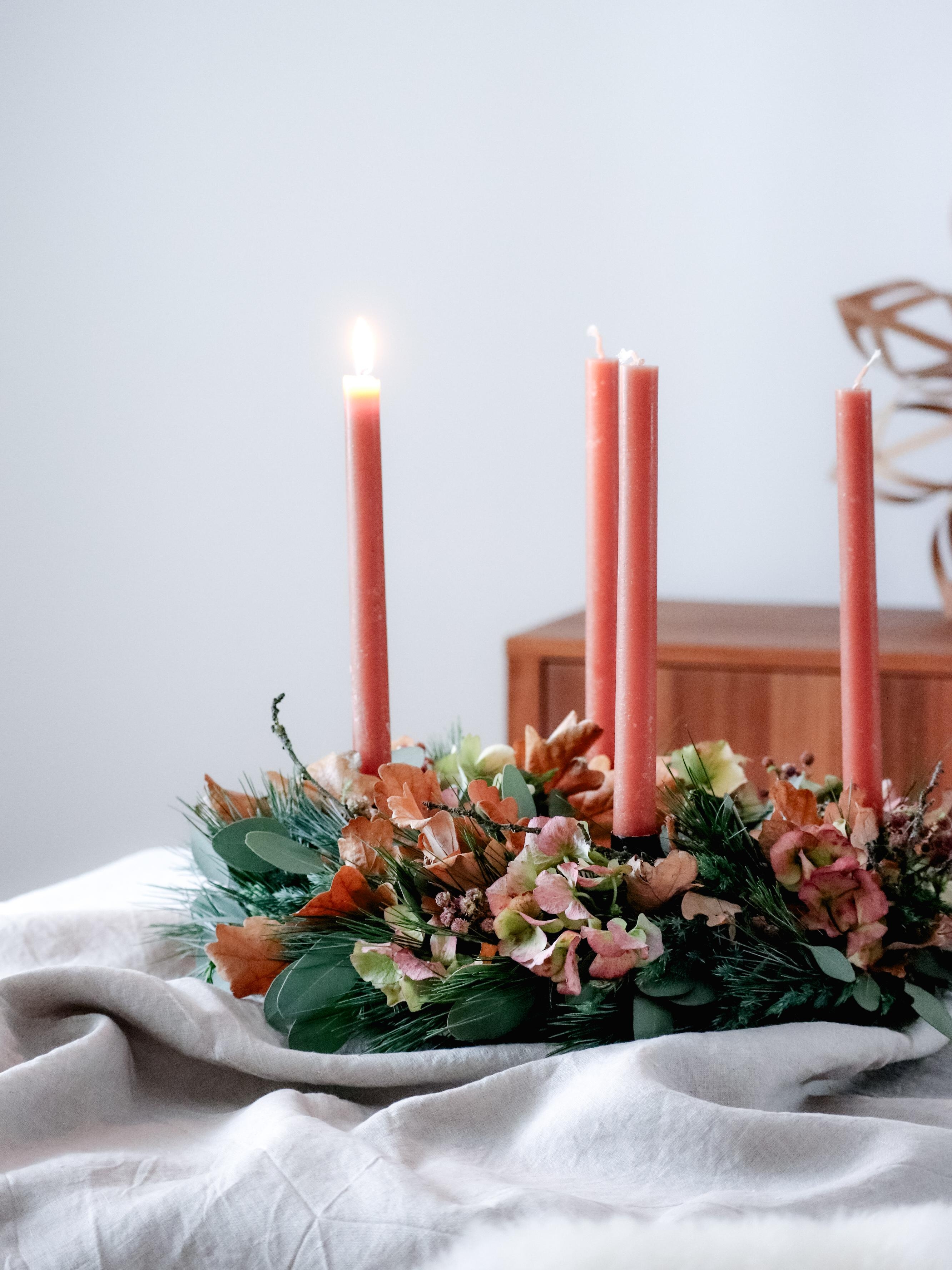 Braucht ihr noch Inspiration für euren diesjährigen Adventskranz? Das ist meiner aus dem letzten Jahr. #Adventskranz 