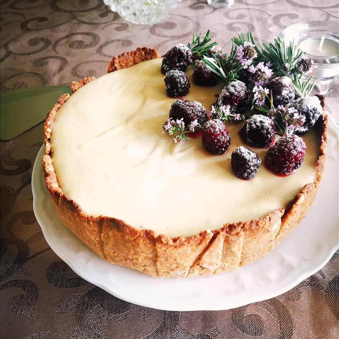 Brombeer Tarte 😍
#vegan #foodlover #kuchenliebe #stayhome #tarte #Geburtstagskuchen