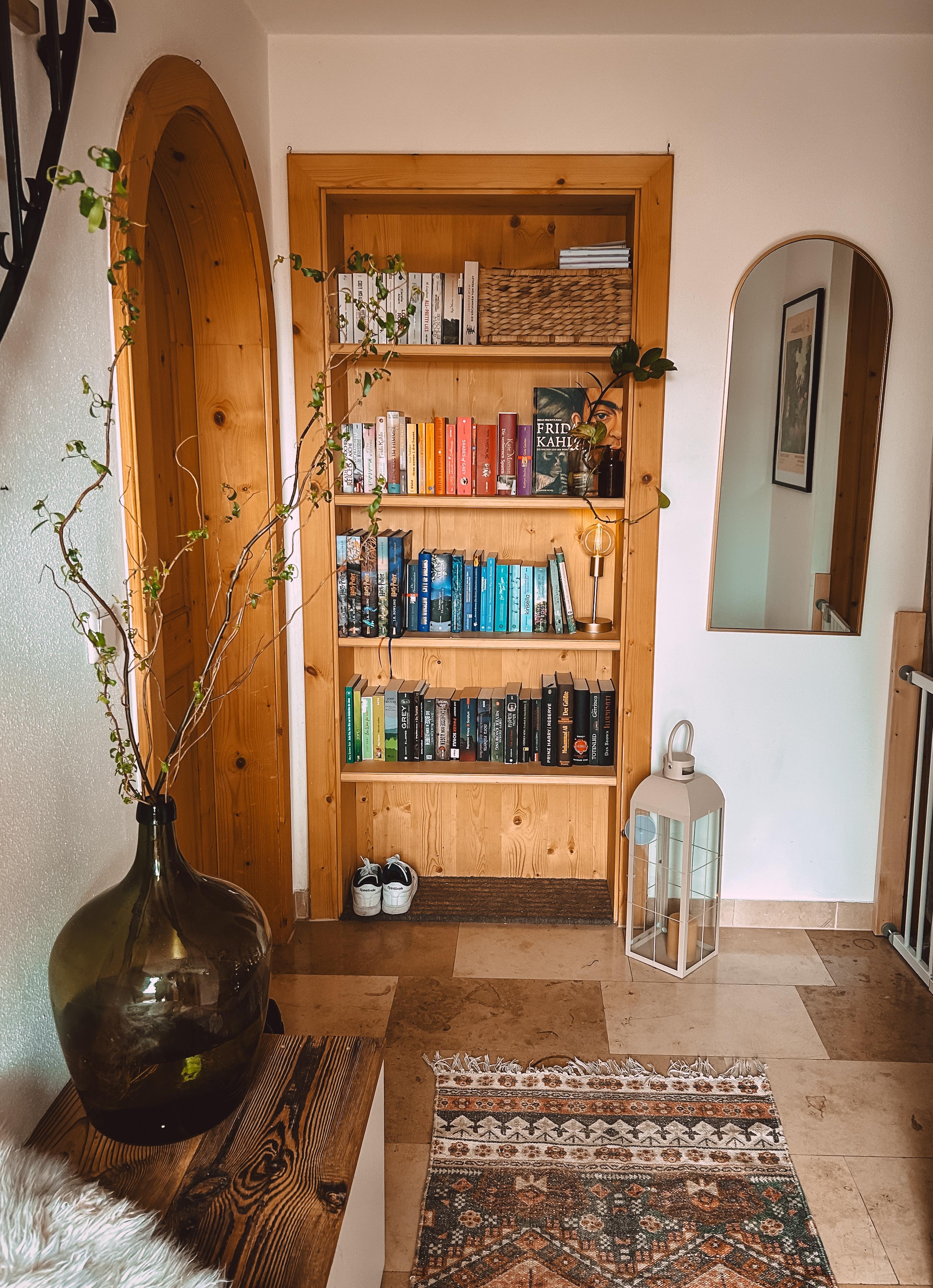 #bücherregal #regenbogen #bücherwurm #shelfie