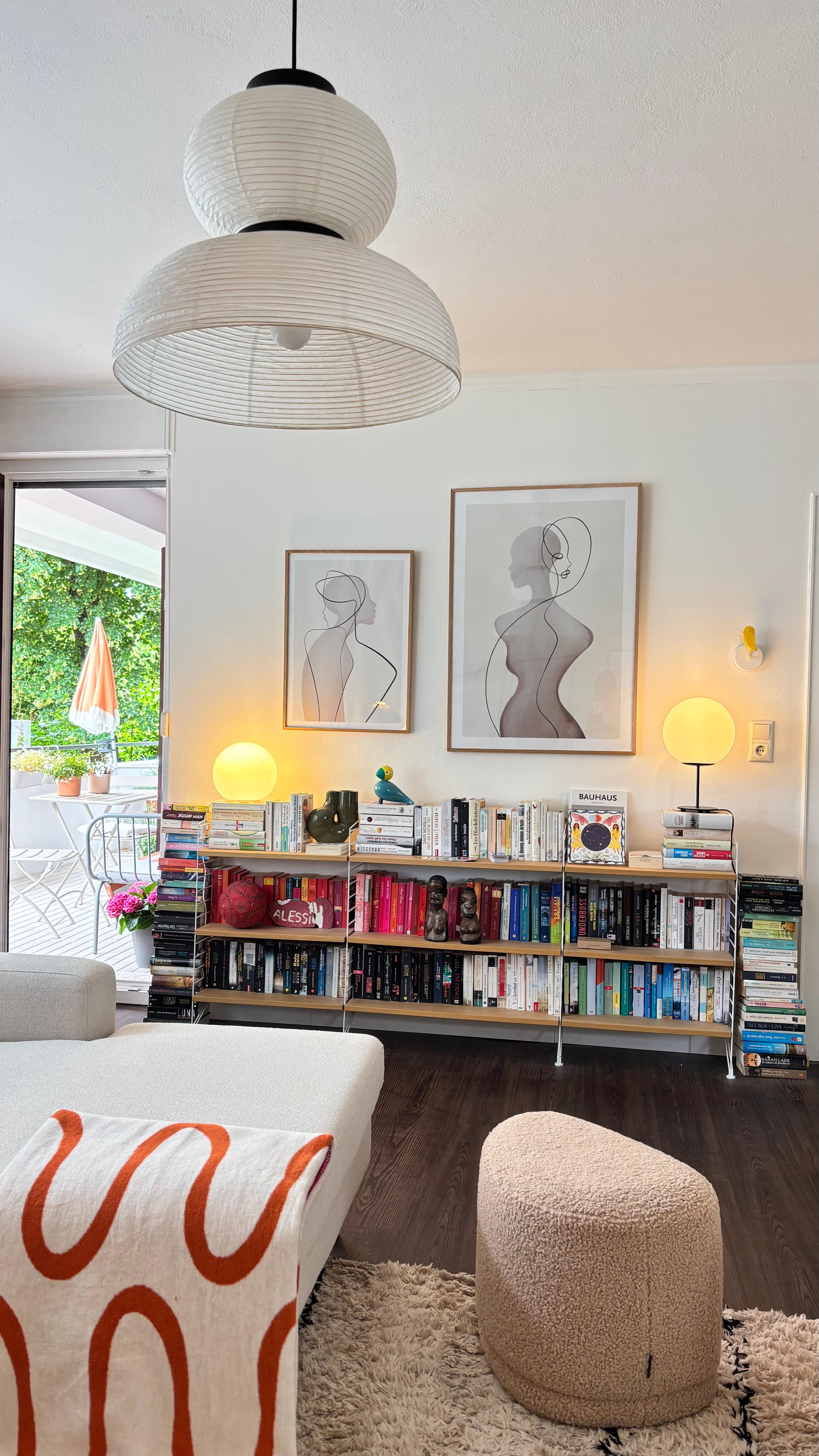 Bücherregal 