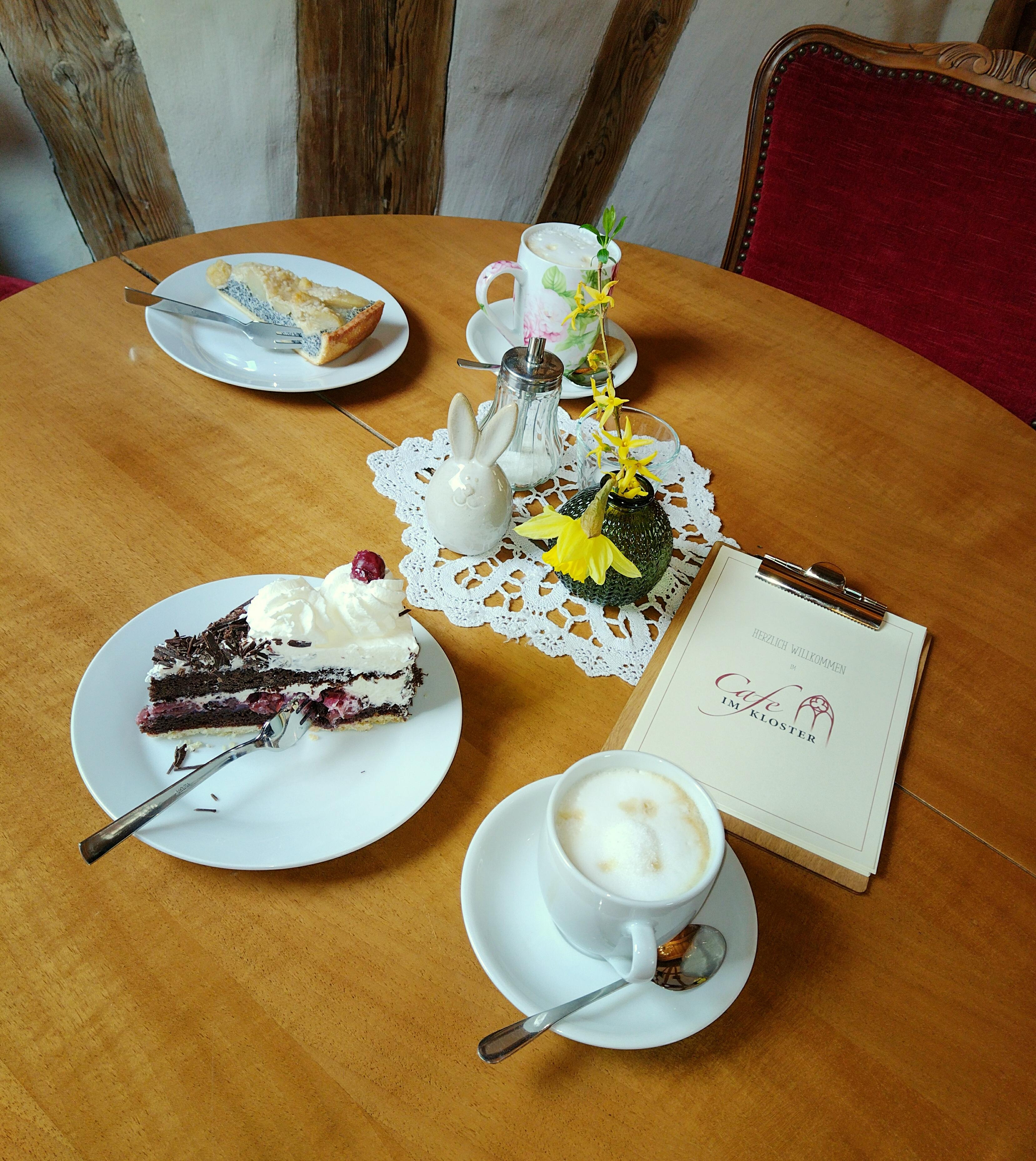 Café im Kloster Hirsau
#café #kuchen #lecker #klostercafé #hirsau