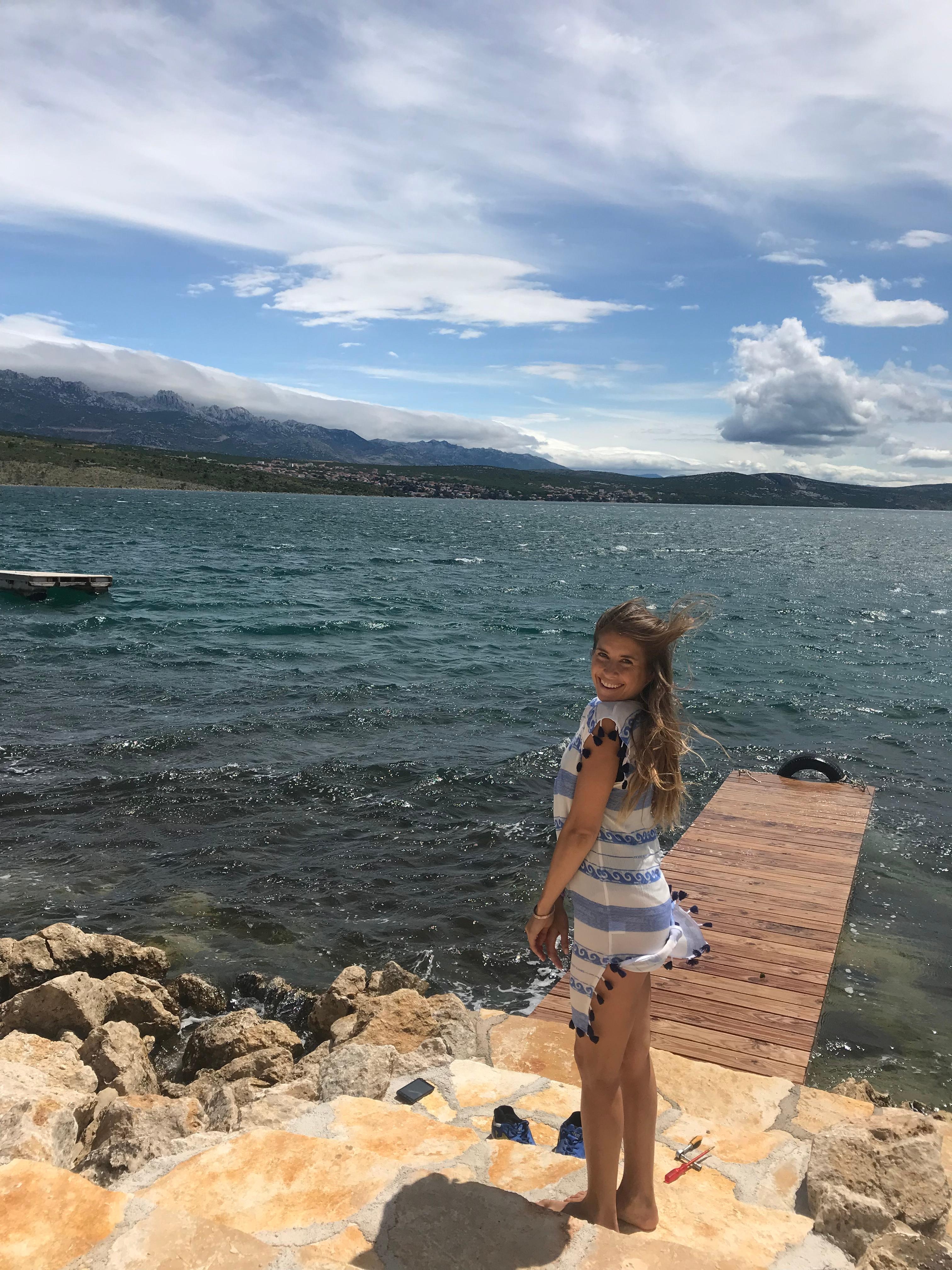 Cathys dritter Lieblingsplatz in ihrem Haus GoodCaMa in Kroatien ist der Steg #travel #airbnb #kroatien #meer #urlaub