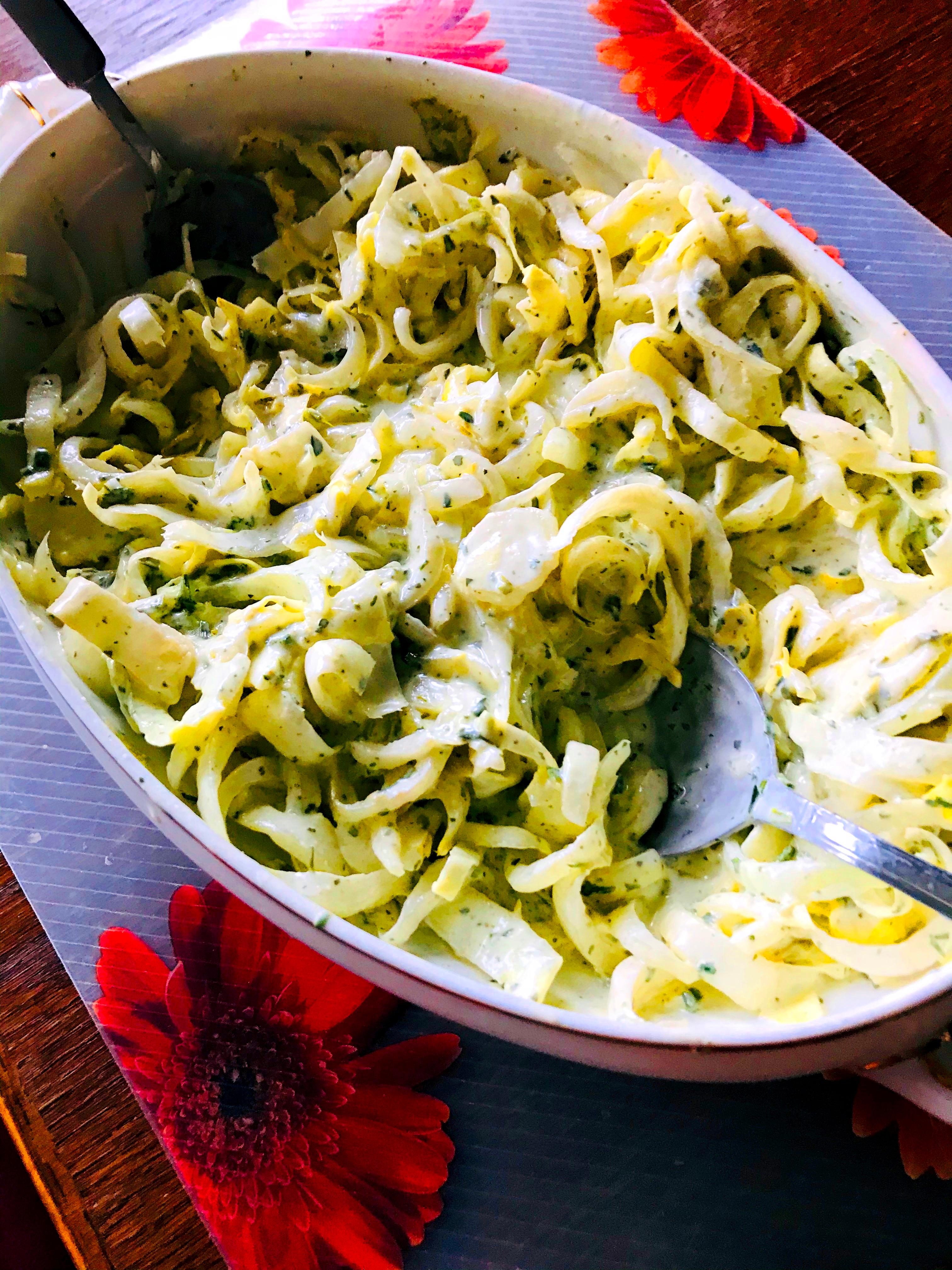 Chicoree Salat, ein tolles Herbst- und Wintergemüse! #gesund #salat  #yummy #essen #foodlover