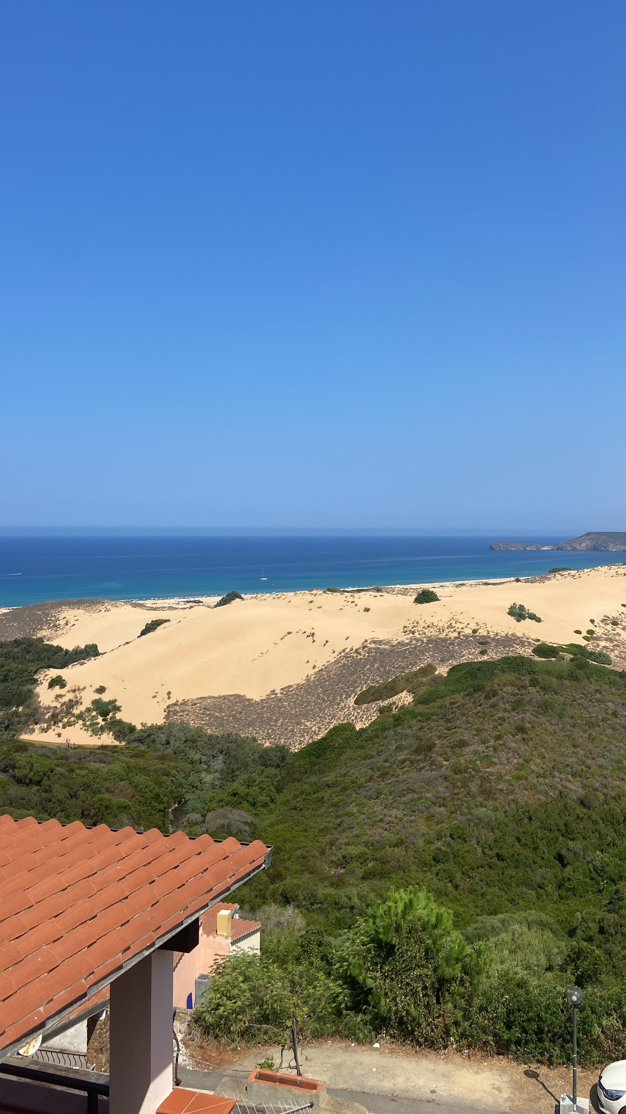 Ciao aus Sardinien ...beste Aussicht beim Frühstücken 
