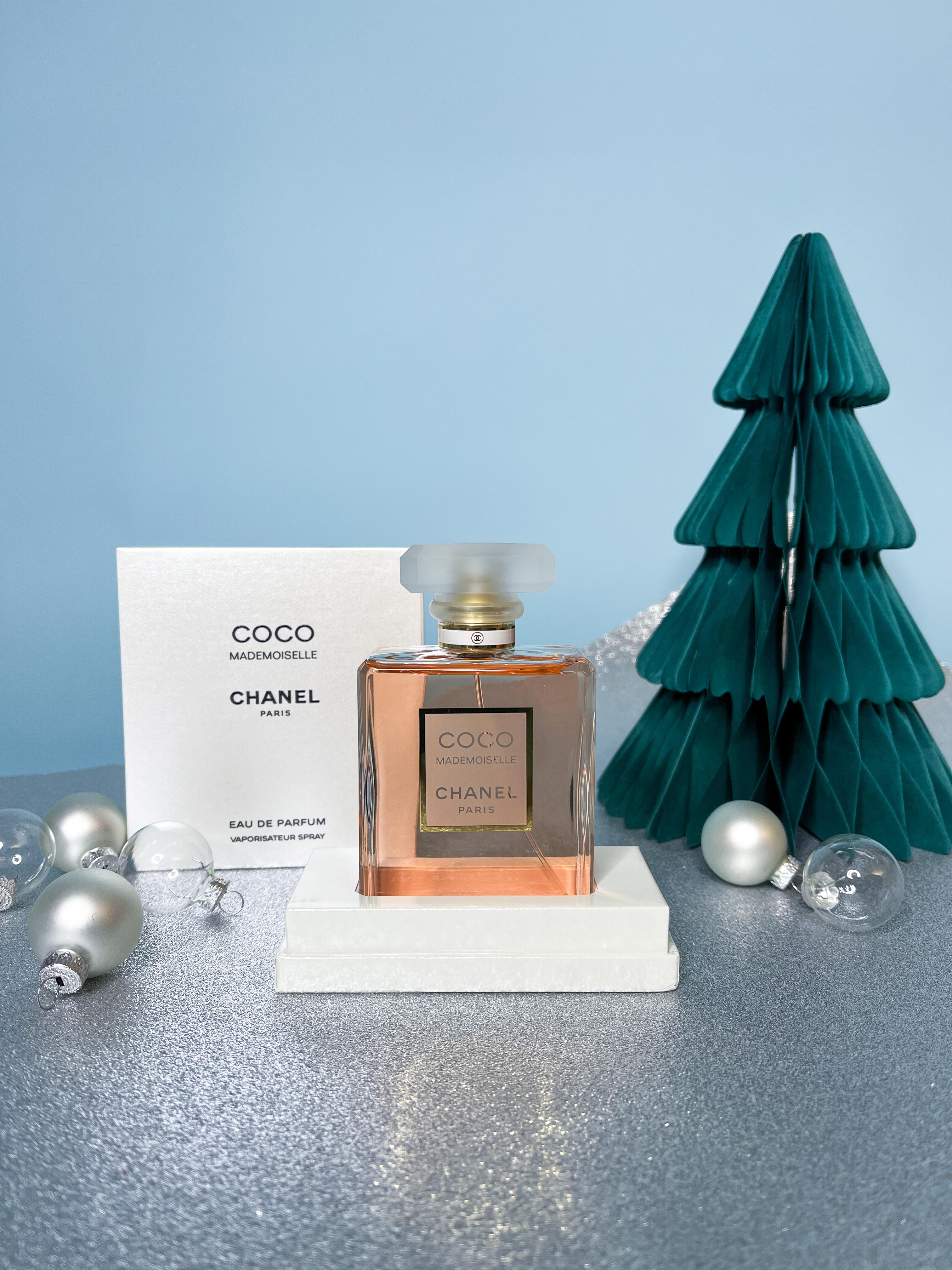 “Coco Mademoiselle“ von #Chanel schmeißt sich in ein goldenes, limitiertes Sparkle-Gewand – Mairose, Jasmin und Vanille duften ganz sinnlich. #beautylieblinge 
