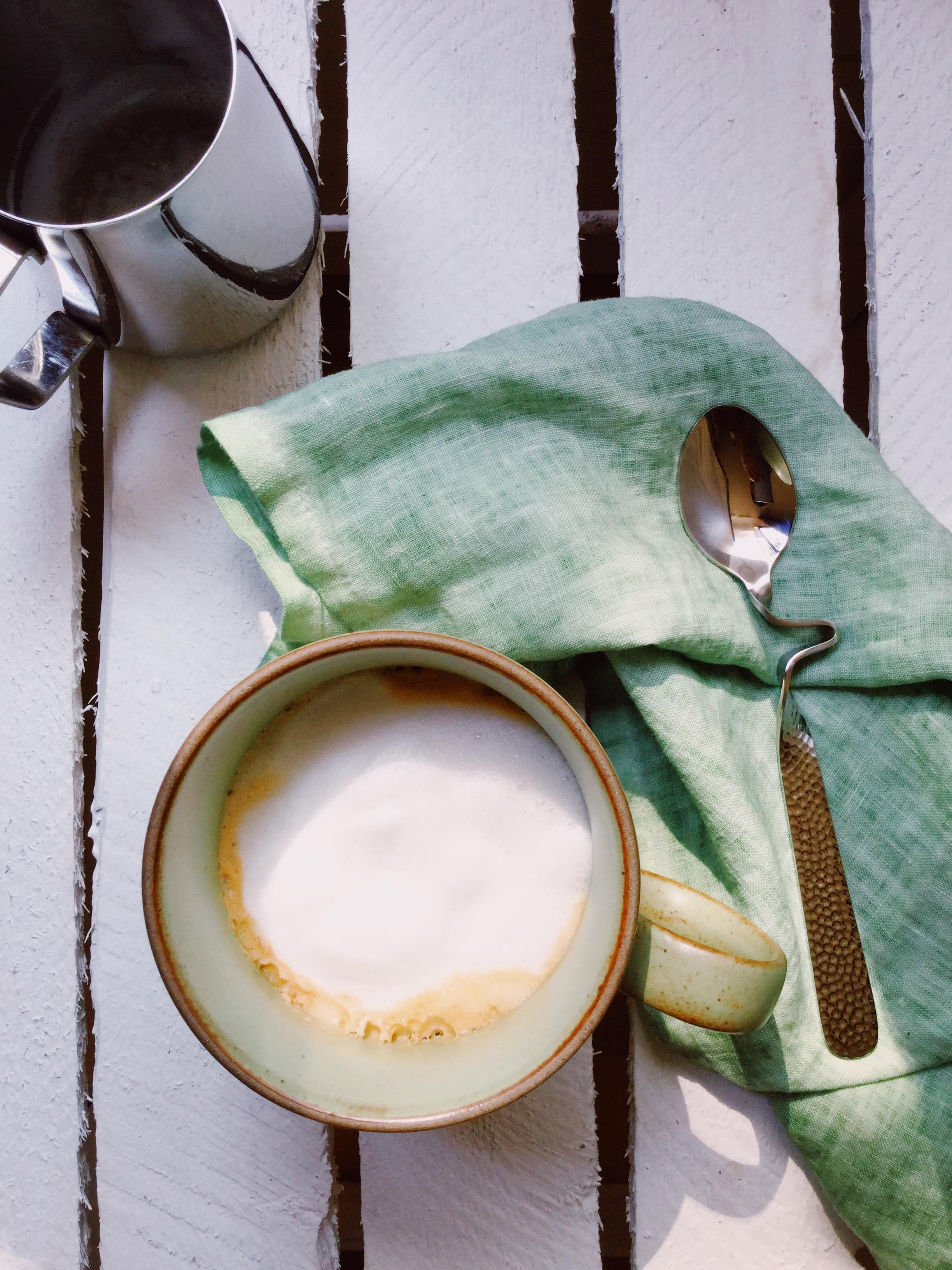 Coffee-❤️ Cappuccino mit Mandelmilch..Köstlicher Start in den Tag #vegan #coffeelove #gesund #lecker #weekendvibes 