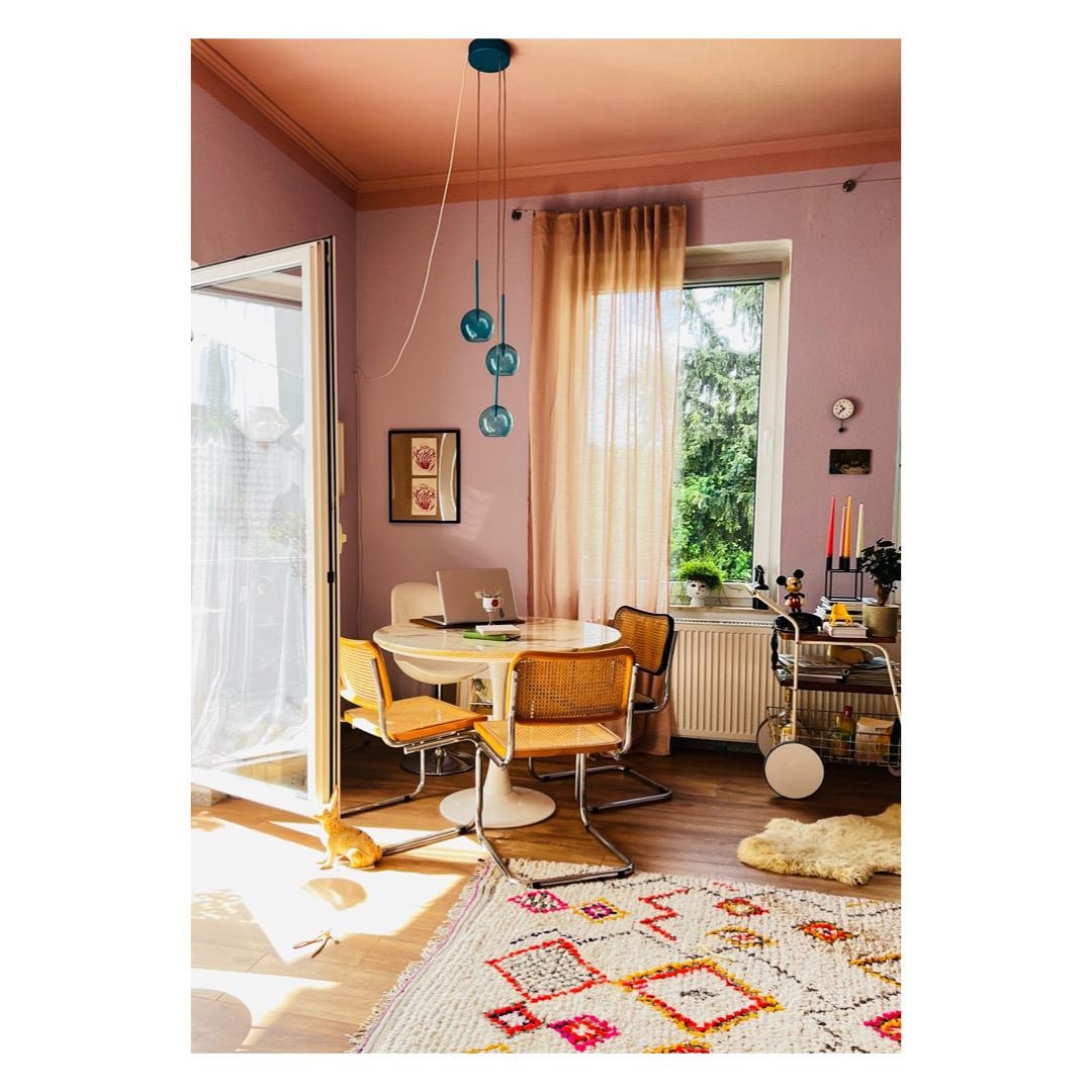 #colorful bis zur Decke. #livingroom #moodylight 