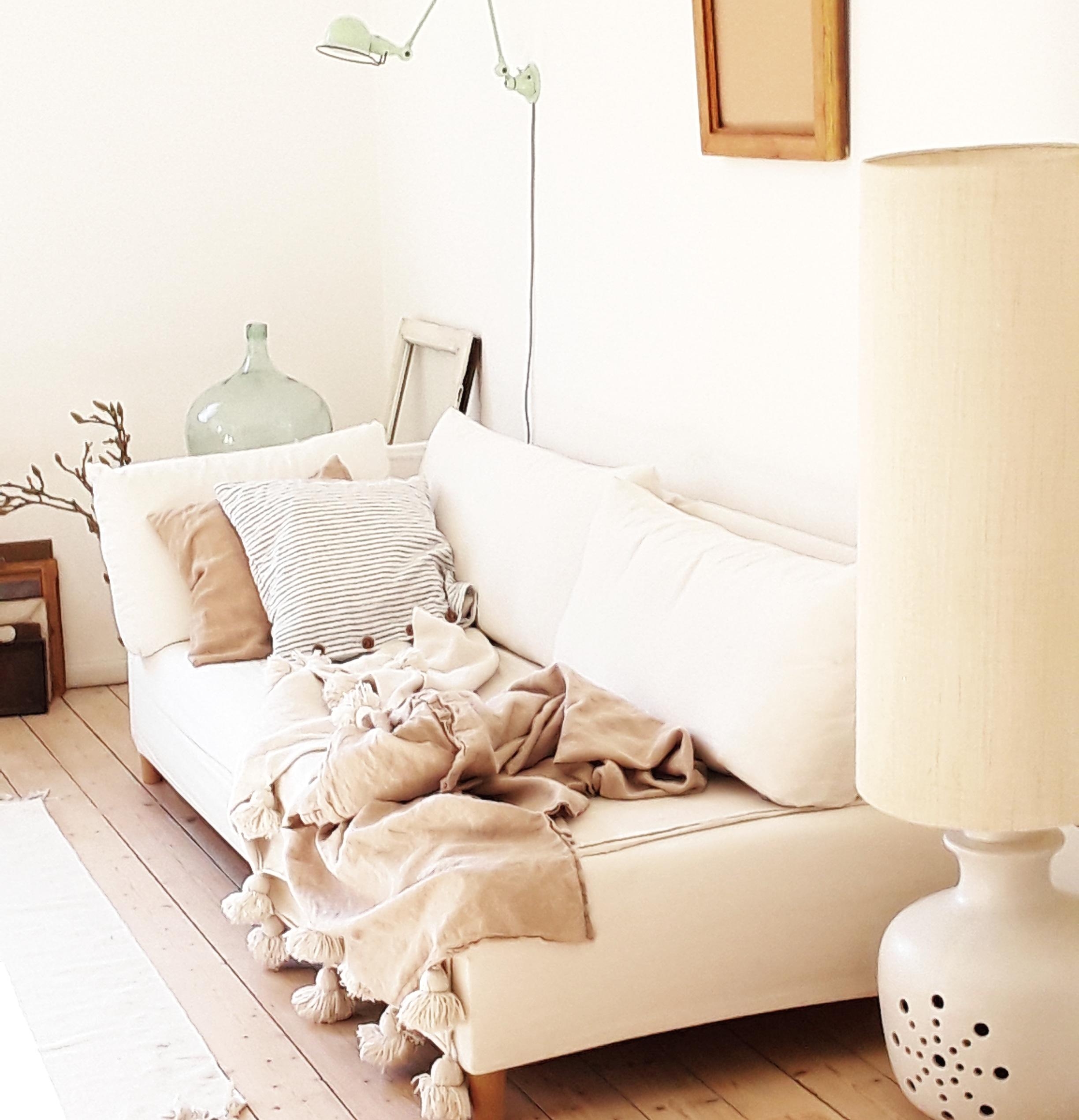 #Couchstyling 😁
#lampe #jielde #leinen #kissen #couch