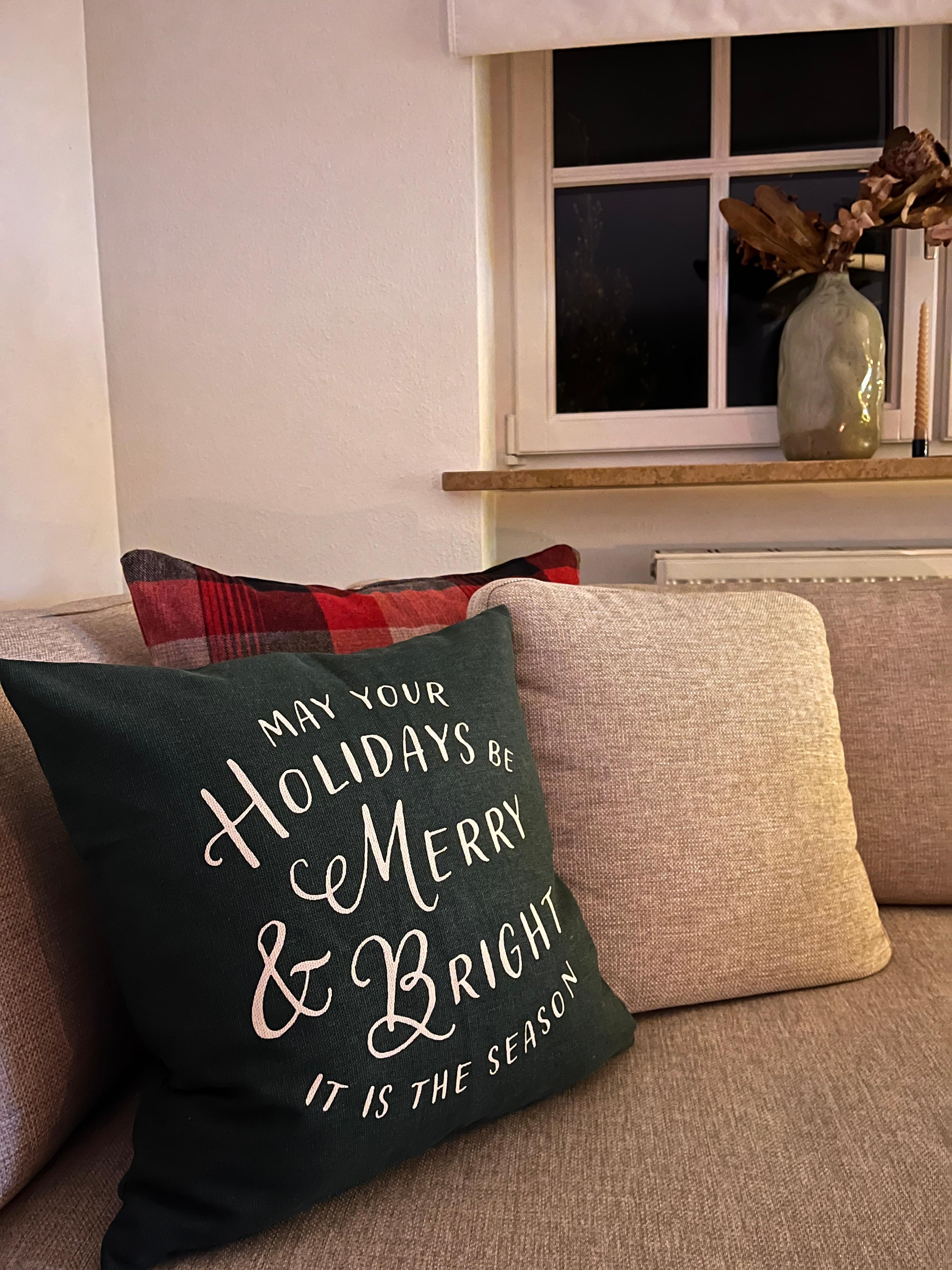 Countdown...🎄
#christmas#holidays#wohnzimmer#couch#ohtannenbaum#itstheseason#hollyjollychristmas#cozyevening