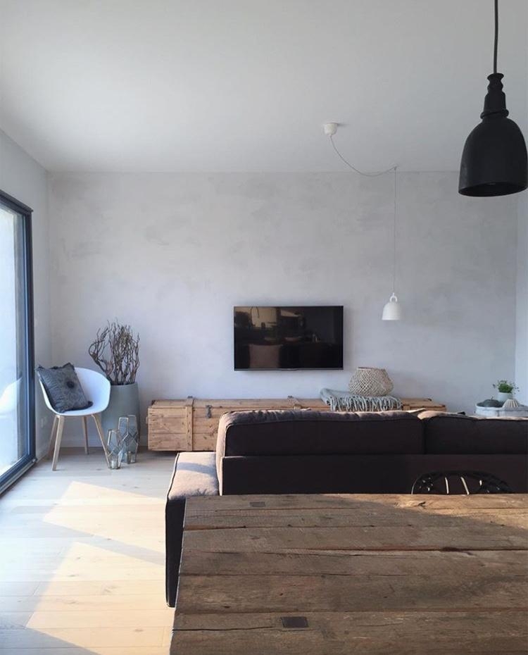 Cozy corner #couch #couchecke #livingroom #wohnzimmer #sideboard #fernsehmöbel #hygge #interior 