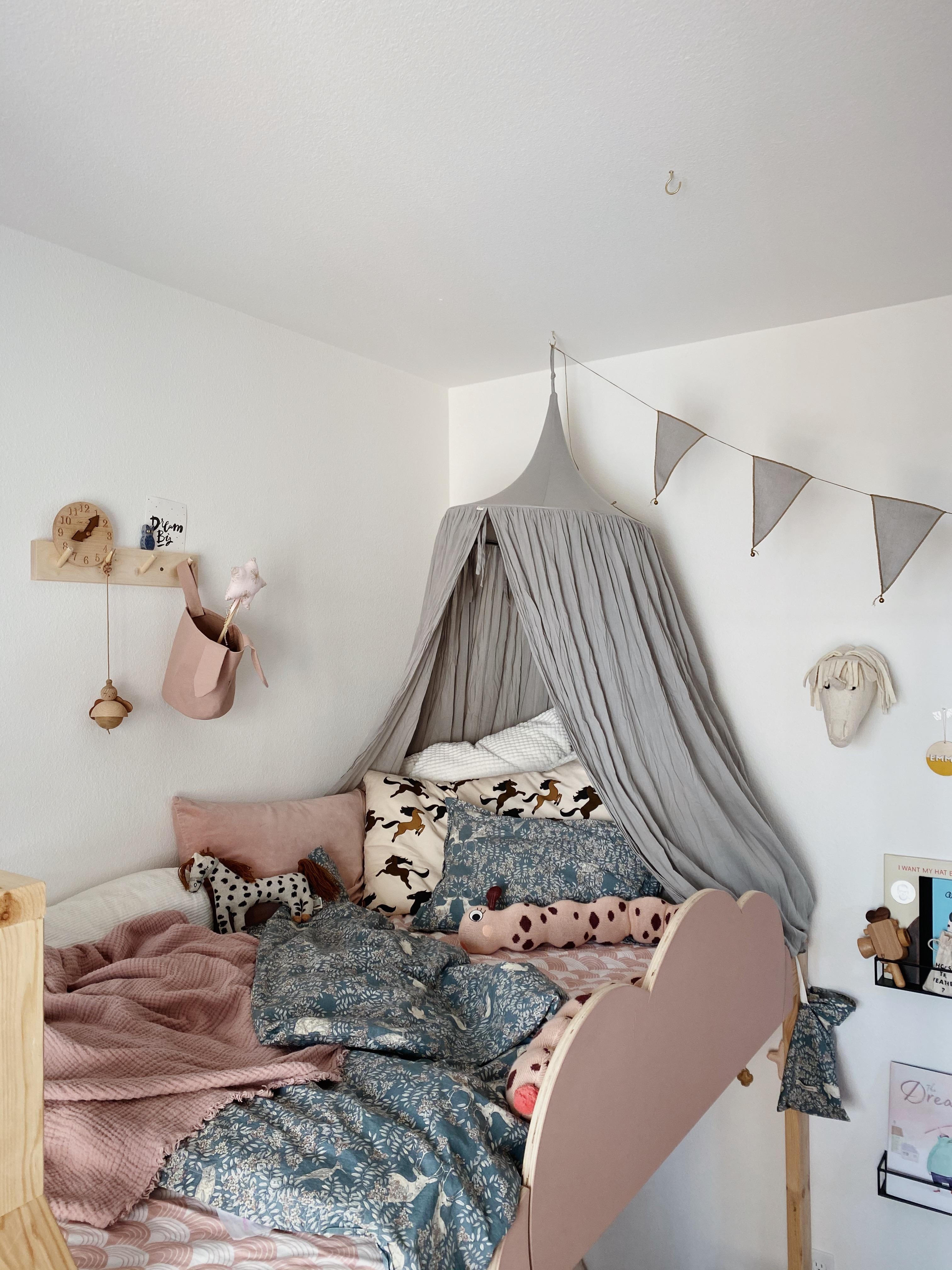Cozy corner im Kinderzimmer #loftbed #gutenacht #kinderzimmer #gemütlich