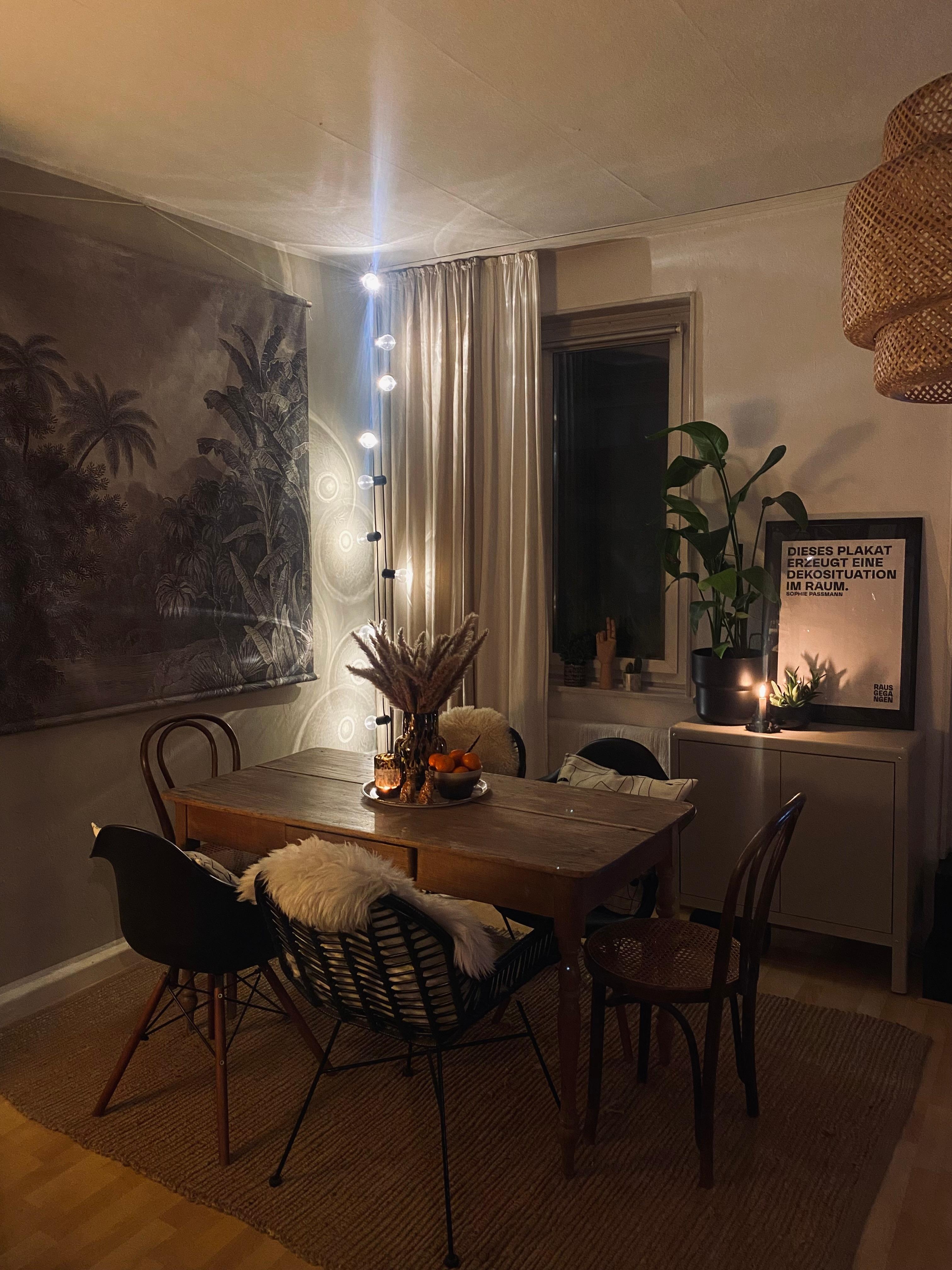 Cozy November evenings 🤎 
#home #livingroom 