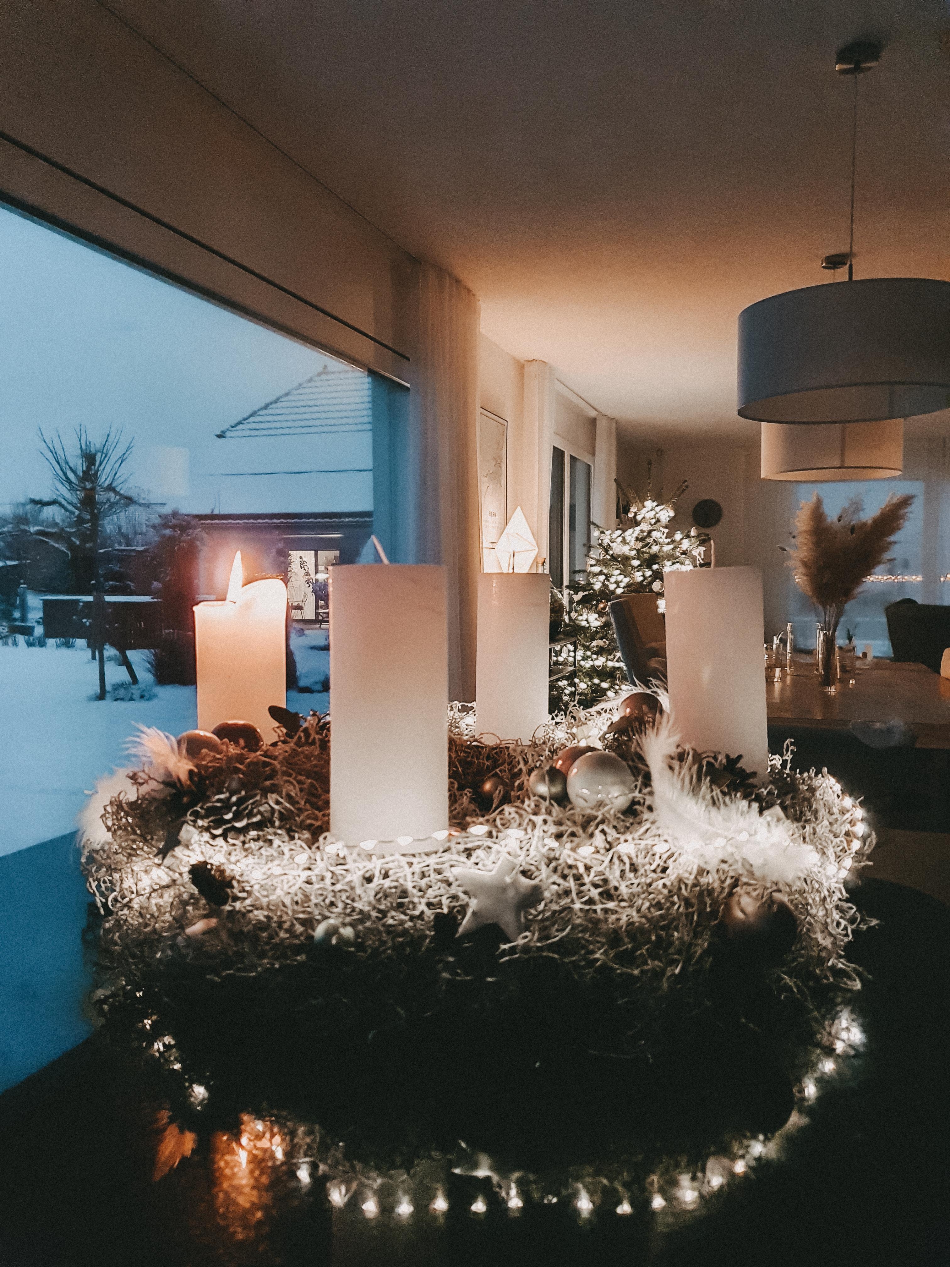 Cozy time 🌲⭐
#advent #adventskranz #weihnachtszeit