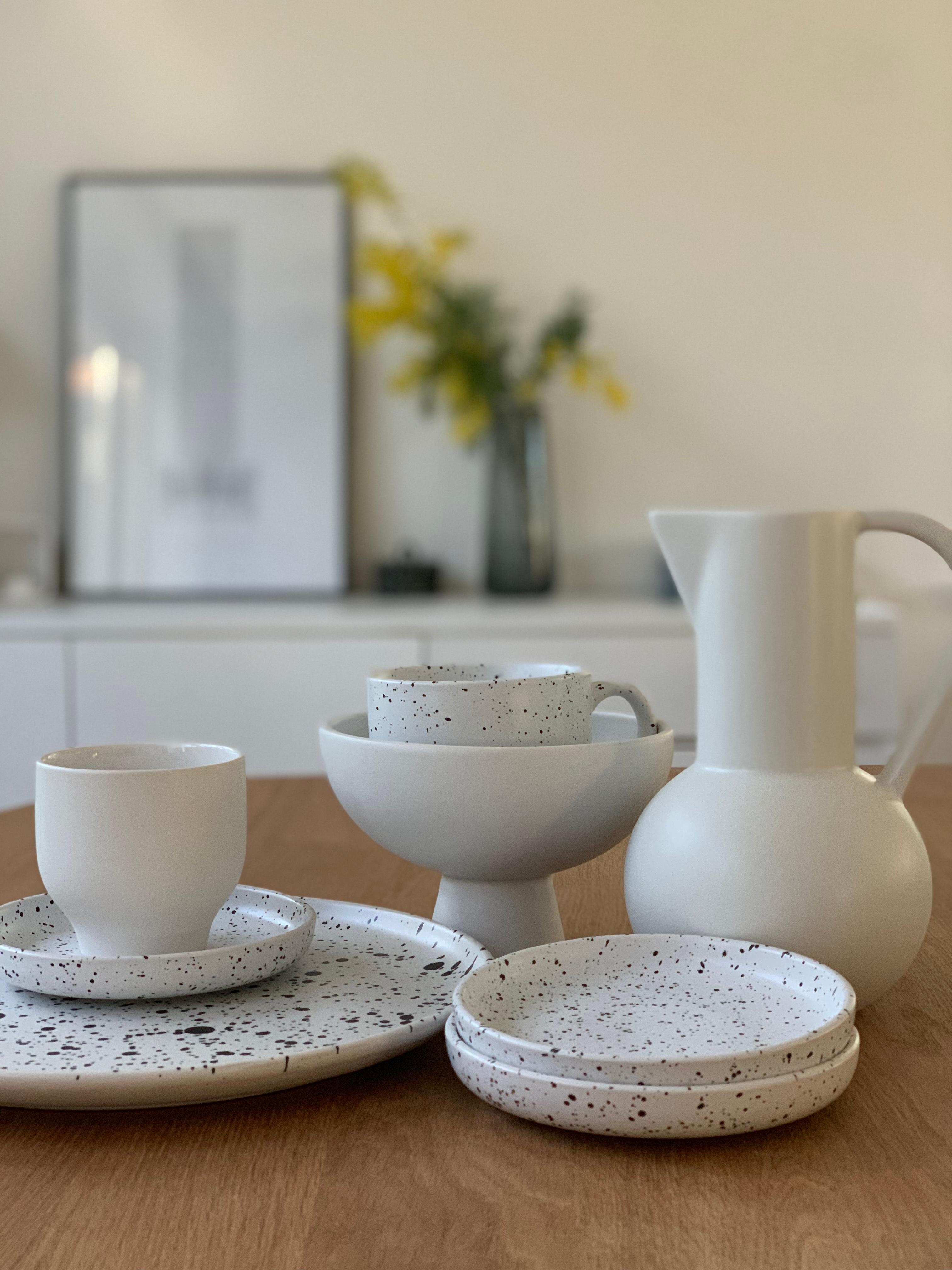 Cups and Dishes #ceramics #esszimmer 