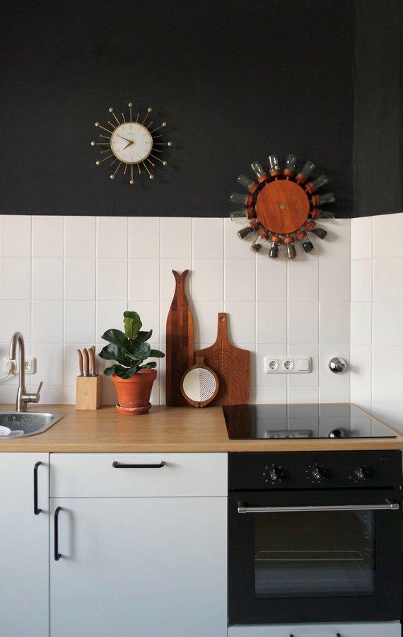 Dänisches Gewürzkarussell ●
#danishdesign #vintage #blackwall #kitchen #clock #sunburst #midcentury #geigenfeige 