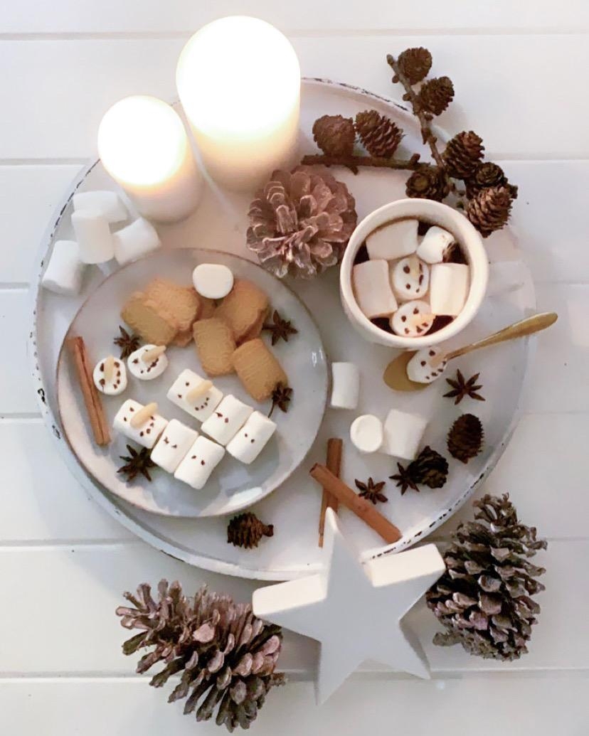 Das beste am Winter: heiße Schokolade mit Marshmallow⛄️ #hygge#hyggelig#myhome#genuss#kerzen#gemütlichezeit#winter
