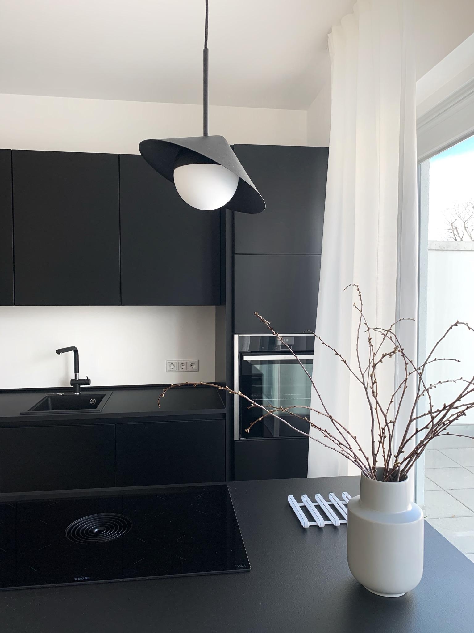 Das Herzstück unserer Wohnung - die Küche 🖤 #schwarzeküche #küche