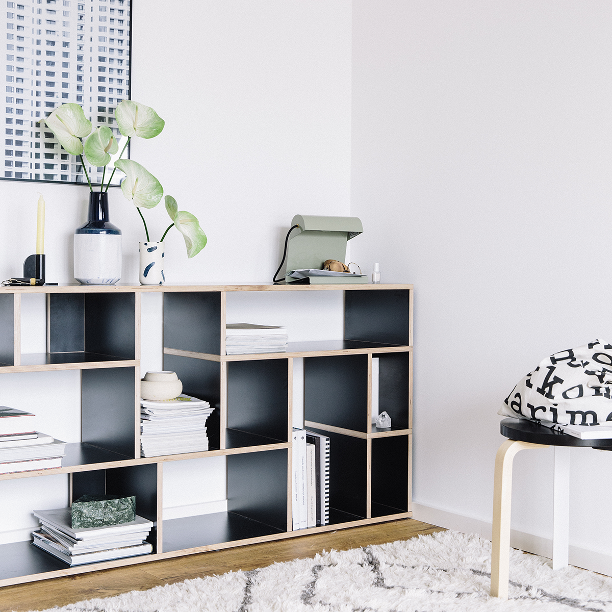 Das perfekt angepasste Regal für dein Zuhause. #tylko #tylkodesign #interiordesign #shelf #black #regal #schwarz