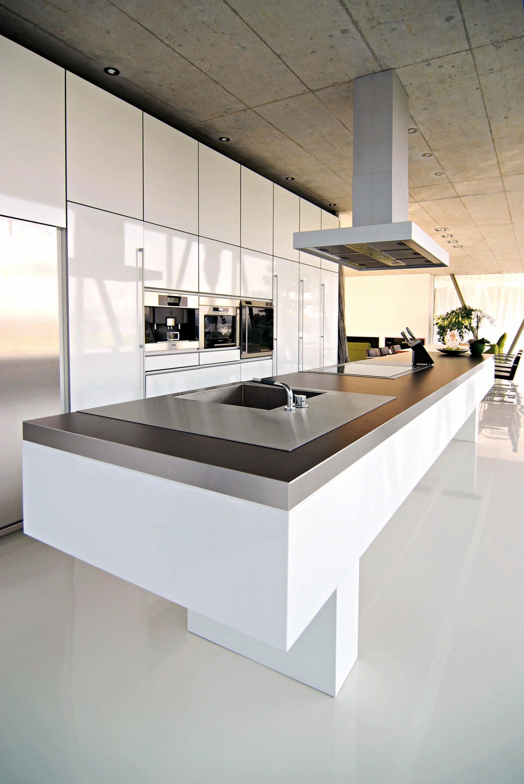 Schwarze Kücheninsel • Bilder & Ideen • COUCH