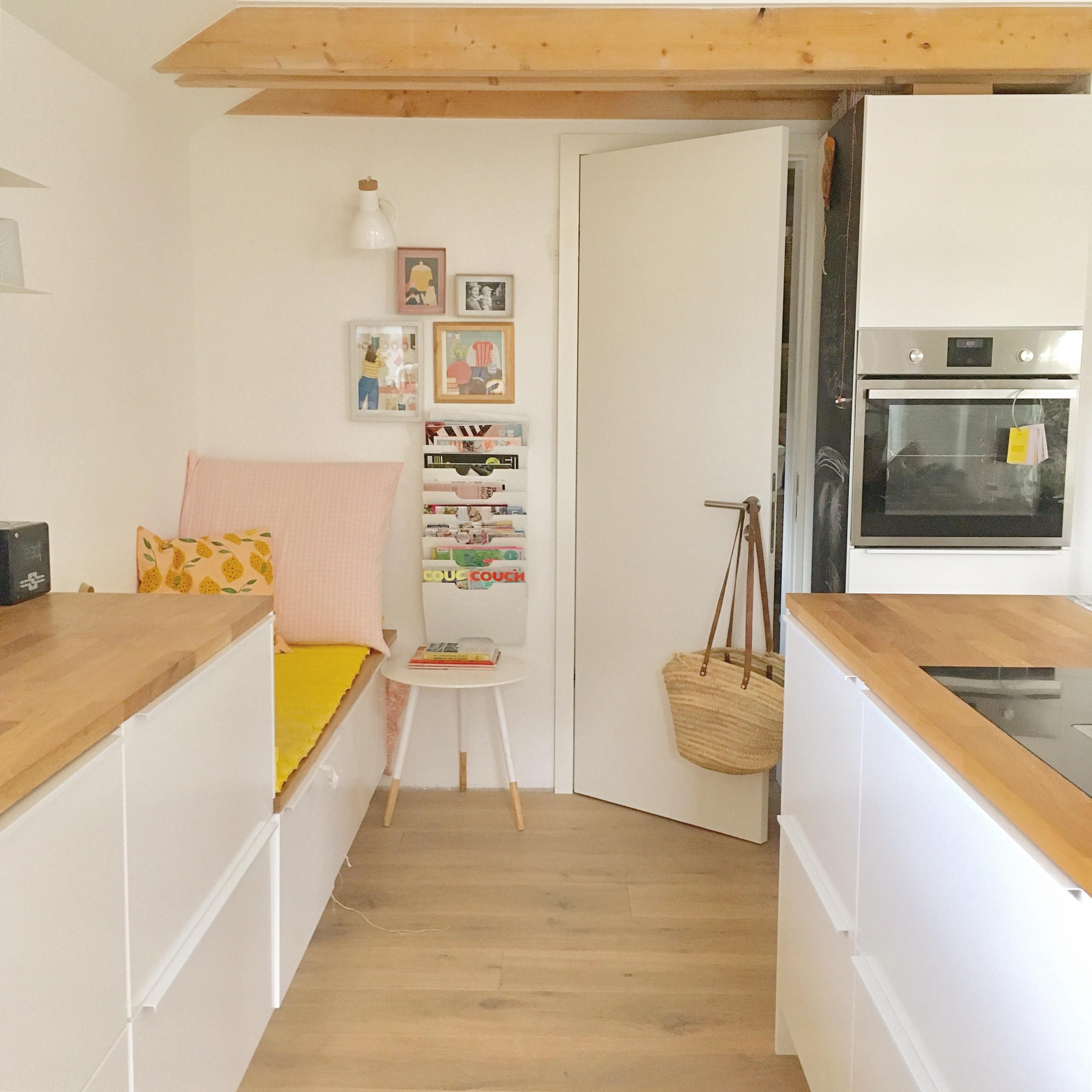 Der beste Platz in der Küche ❤️ #küche #sitzplatz #leseecke 