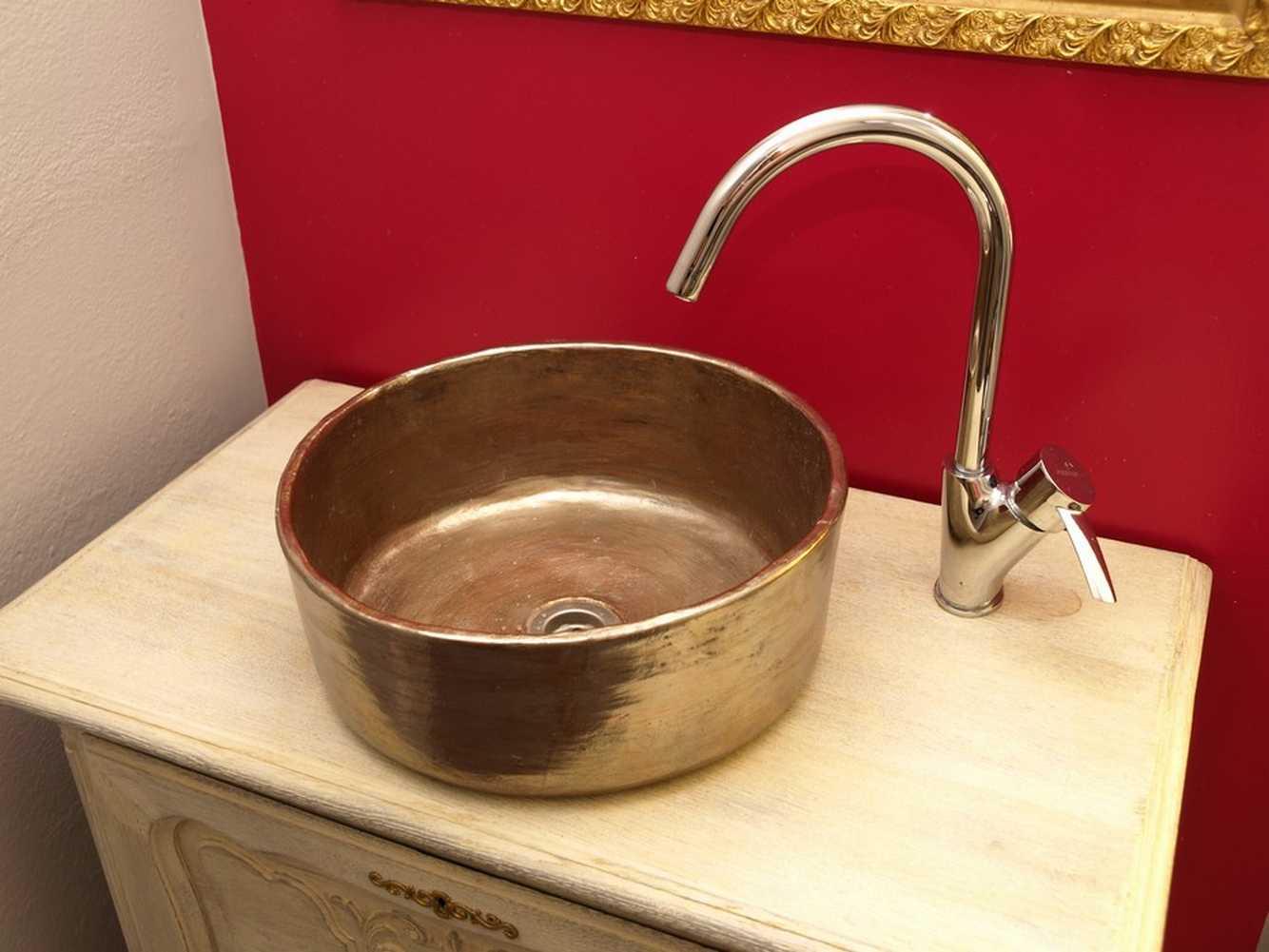 Design Waschbecken Badezimmer - Originelle Waschbecken #waschbecken #goldfarbeneswaschbecken ©Dorota Wysocka