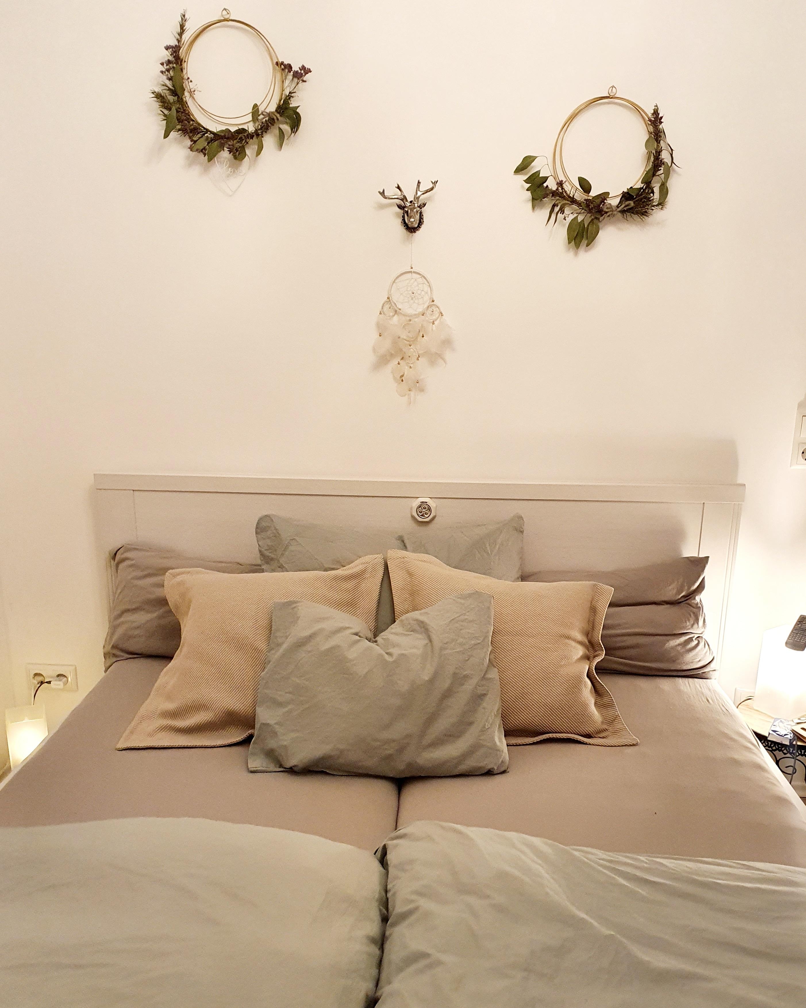 Dezente Farben und Details ♡ #Schlafzimmer #DIY #interior #bed 