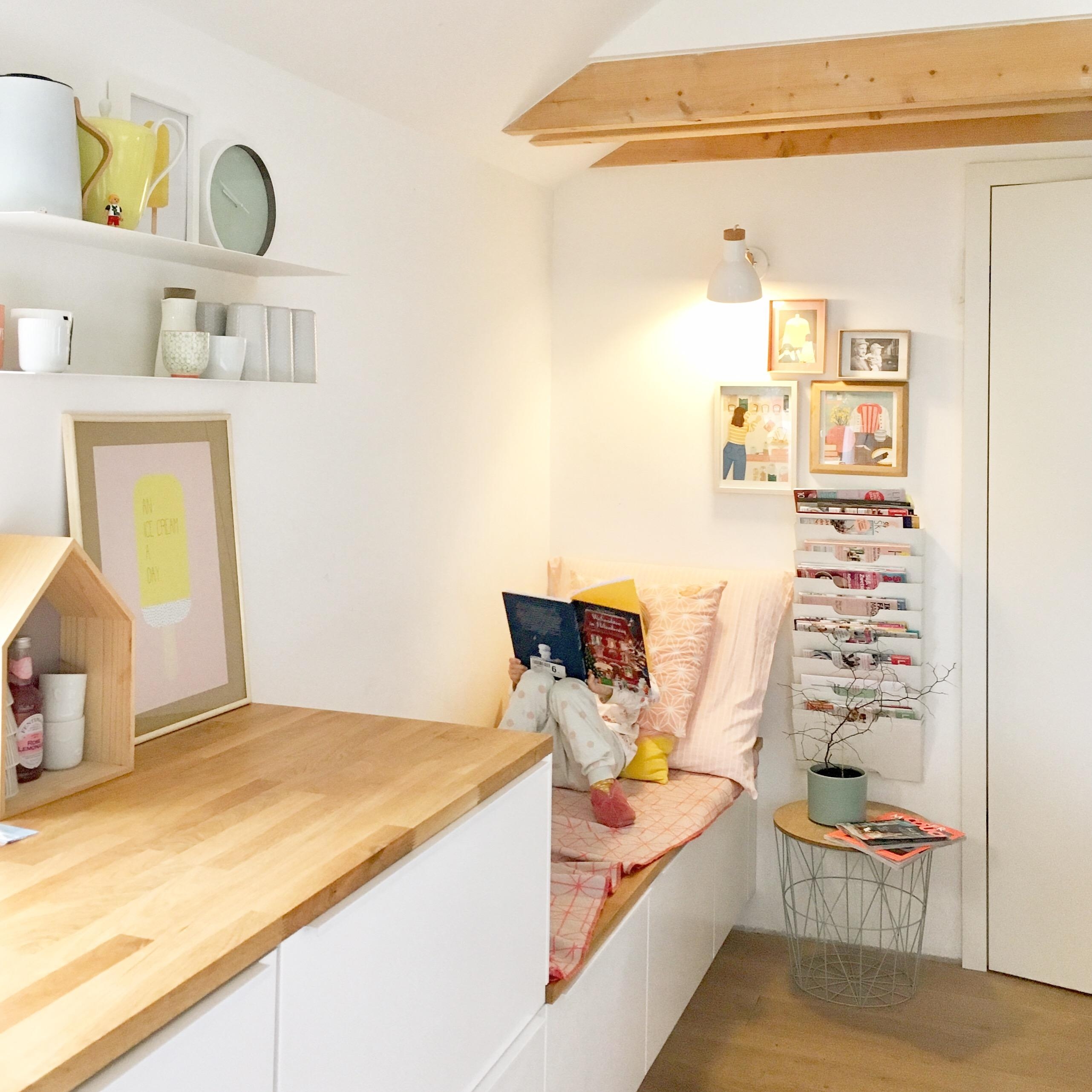 Die beste Ecke in der Küche. Her mit den Büchern ❤️ #küche #inneneinrichtung #couchstyle 